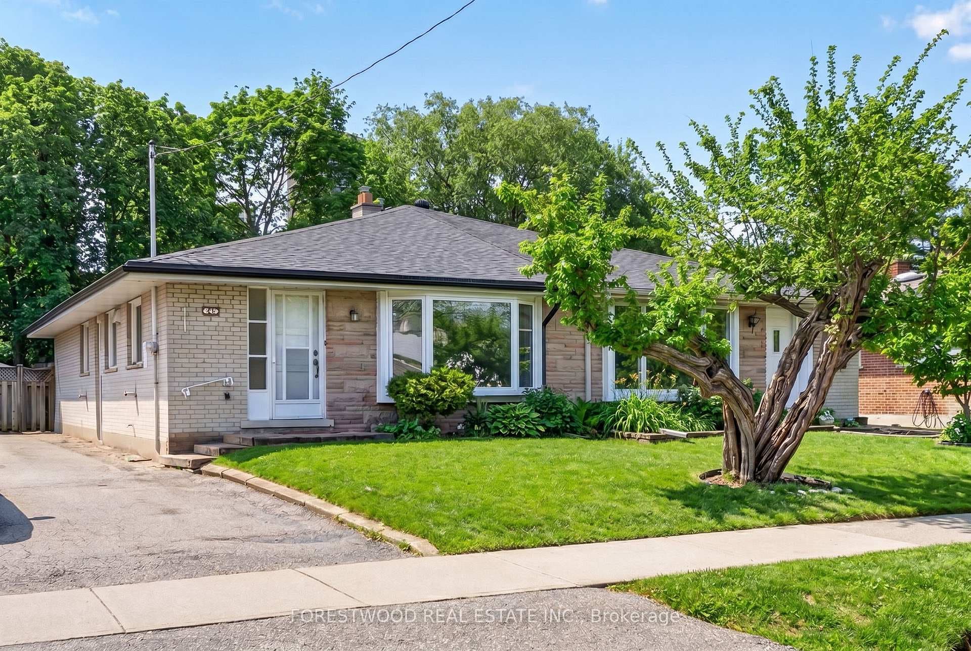 22 Lormar Drive, Etobicoke (Islington / Rexdale), ON M9B 4V7 - Photo 1