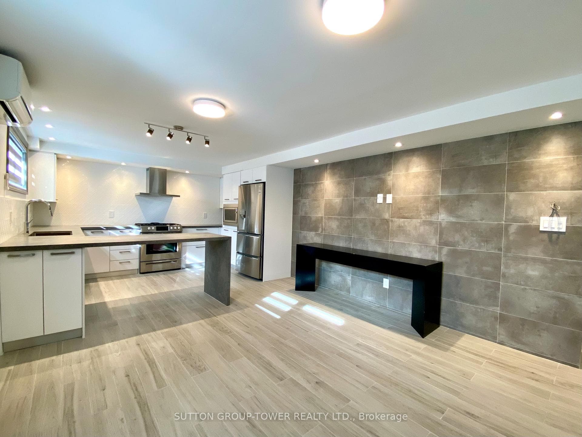 2036 Davenport Road Unit Unit 1, Toronto W03