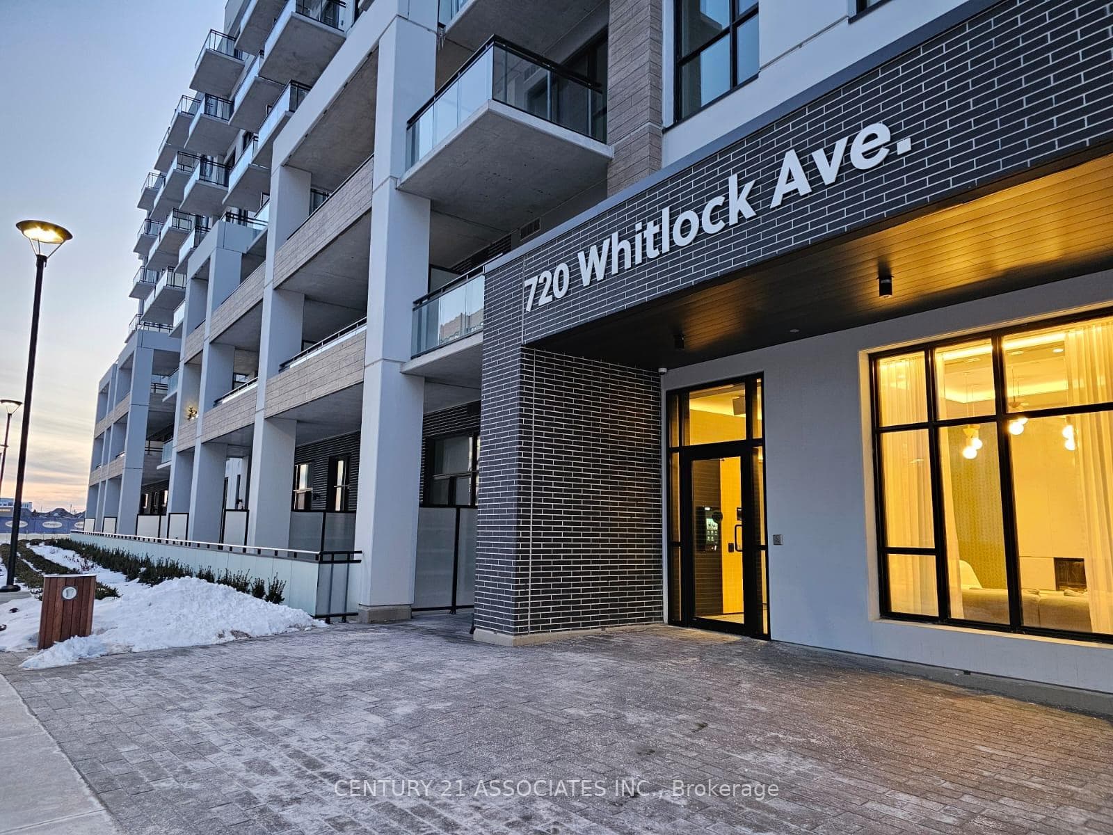 720 Whitlock Avenue Unit 214, Milton, ON L9E 1S5 - Photo 1