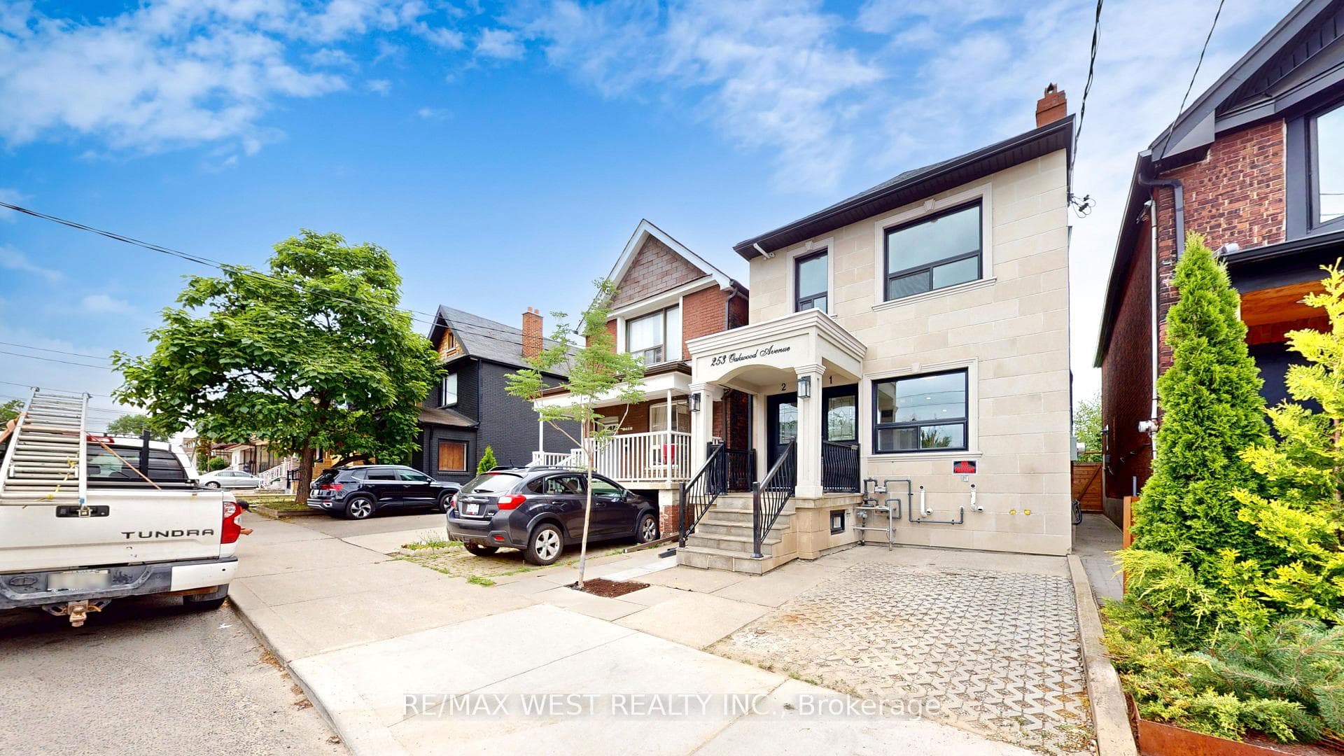 253 Oakwood Avenue Unit 1, Forest Hill / Deer Park, ON M6E 2V3 - Photo 1