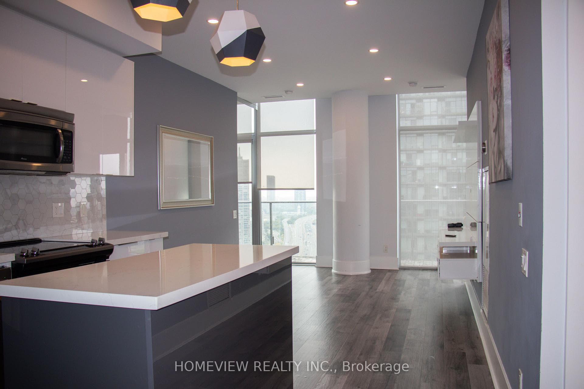 103 The Queensway N/A Unit PH06, High Park / Junction / Roncesvalles, ON M6S 5B3 - Photo 1