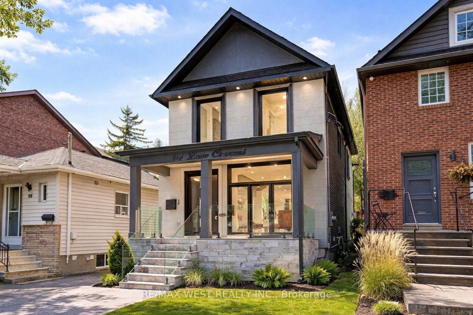 94 Lake Crescent, Liberty Village / Parkdale / South Parkdale, ON M8V 1W1 - Photo 1