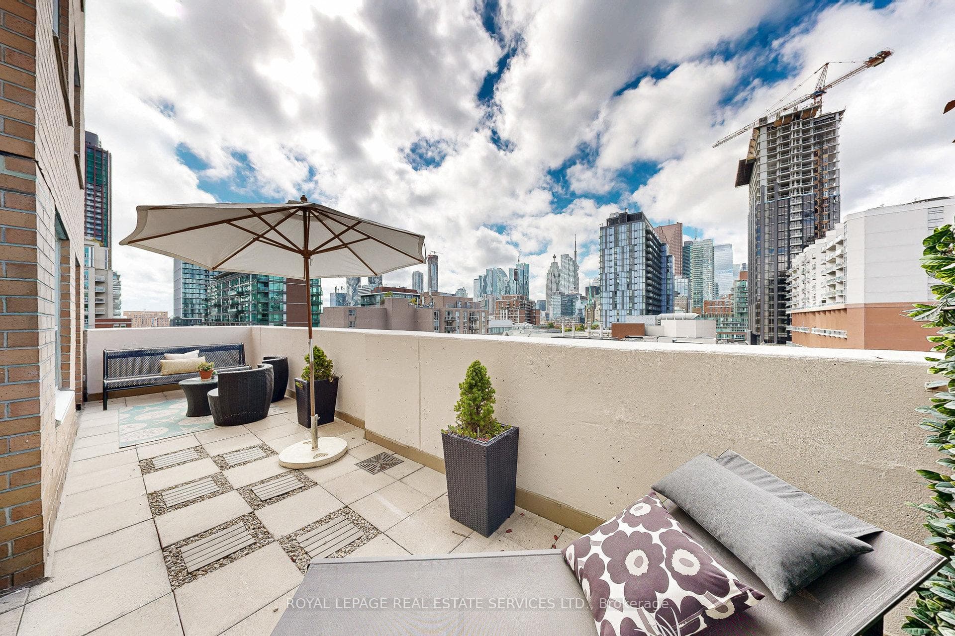 313 Richmond Street Unit 1061, Regent Park / Cabbagetown / St. James Town, ON M5A 4S7 - Photo 1