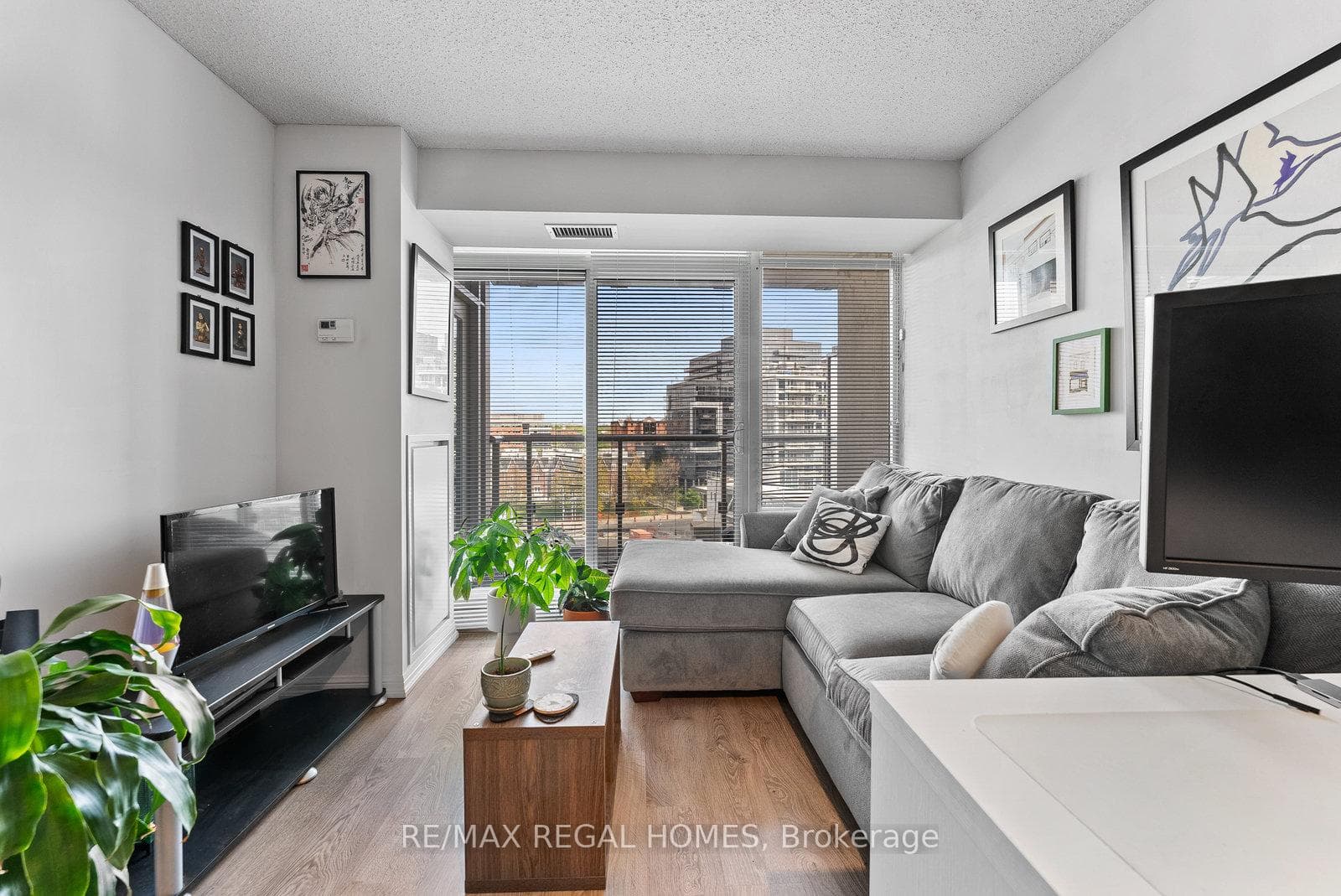 125 Western Battery Road Unit 716, Toronto C01