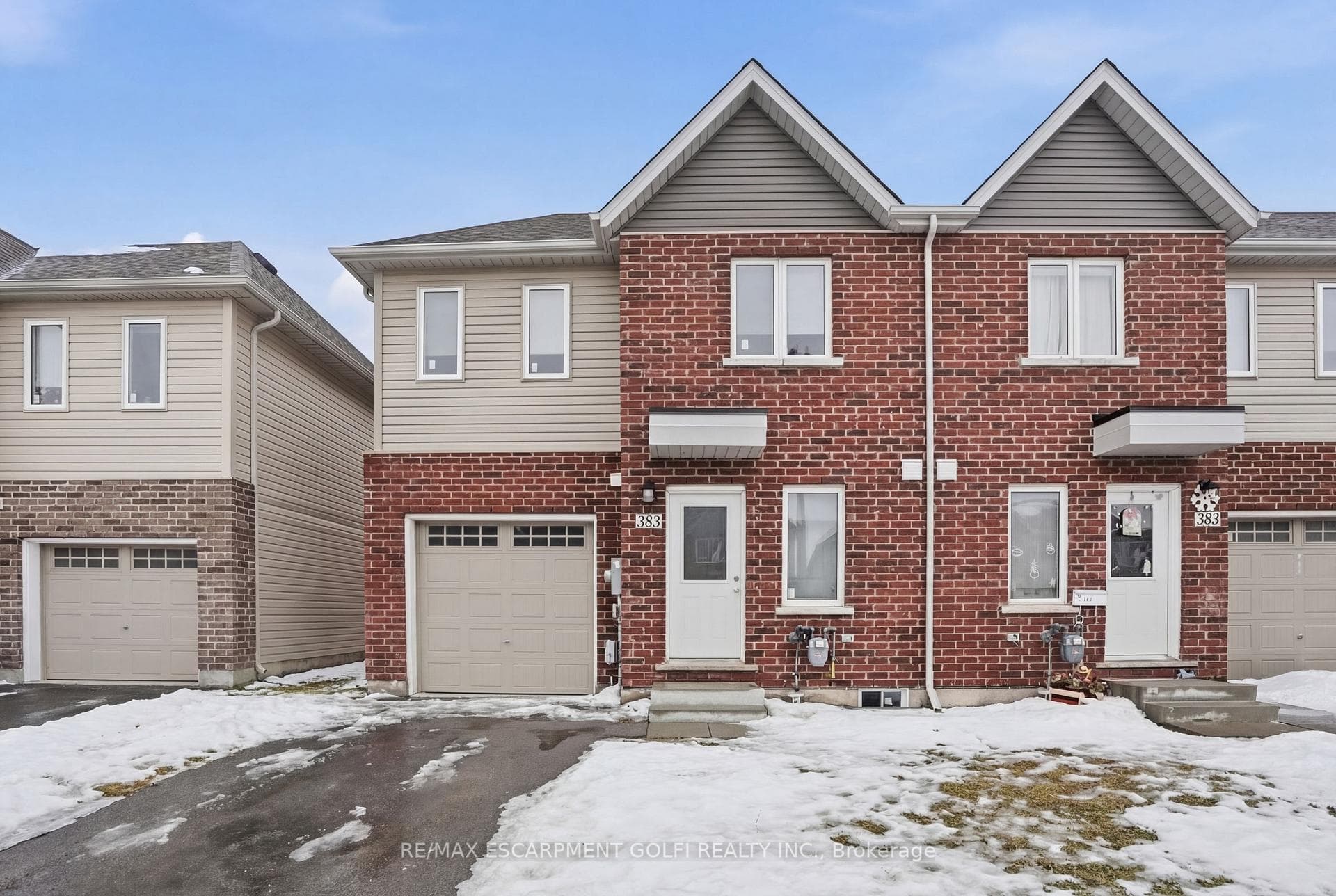 383 Chaffey Street, Welland, ON L3B 0K5 - Photo 1