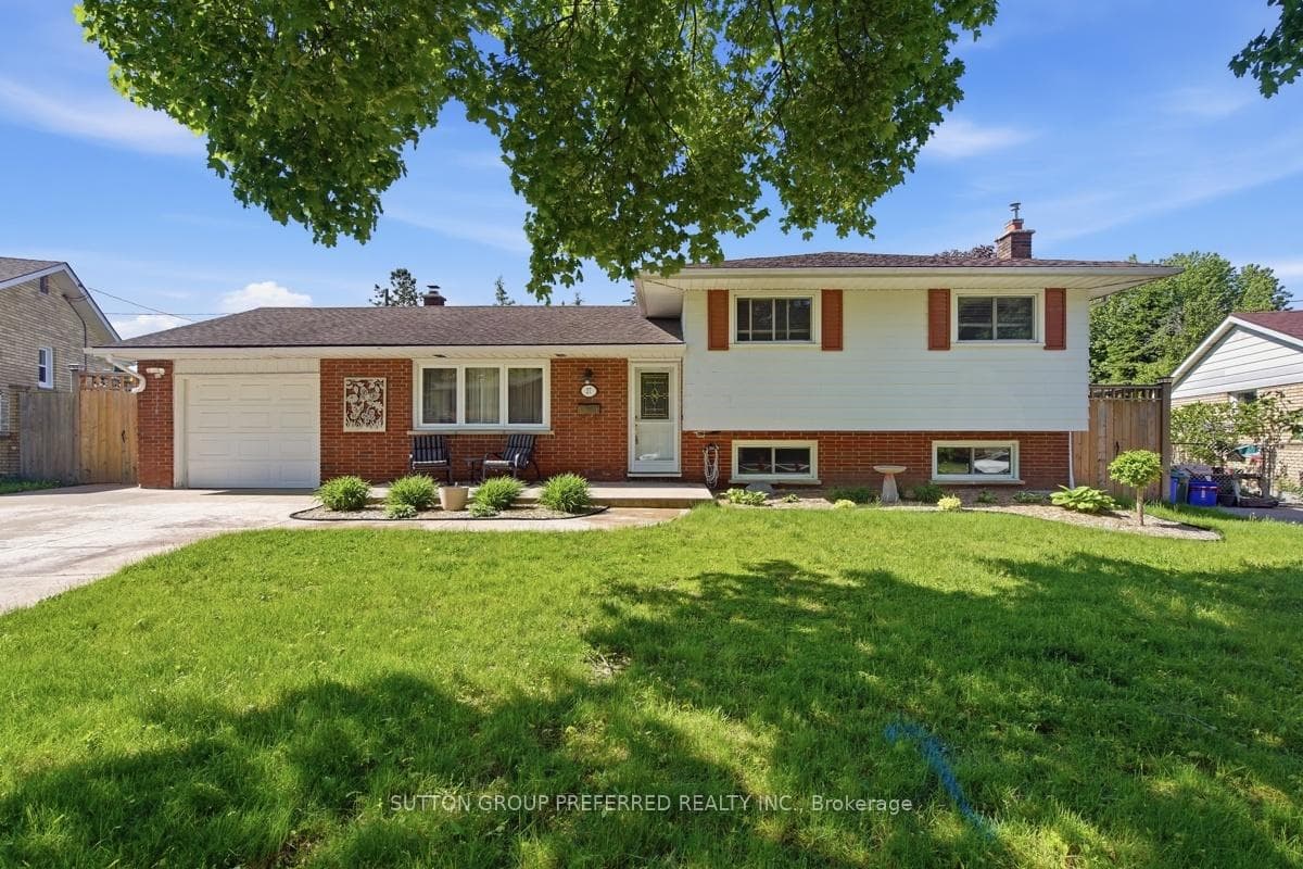 27 Stormont Drive, London South, ON N5Z 3Z4 - Photo 1