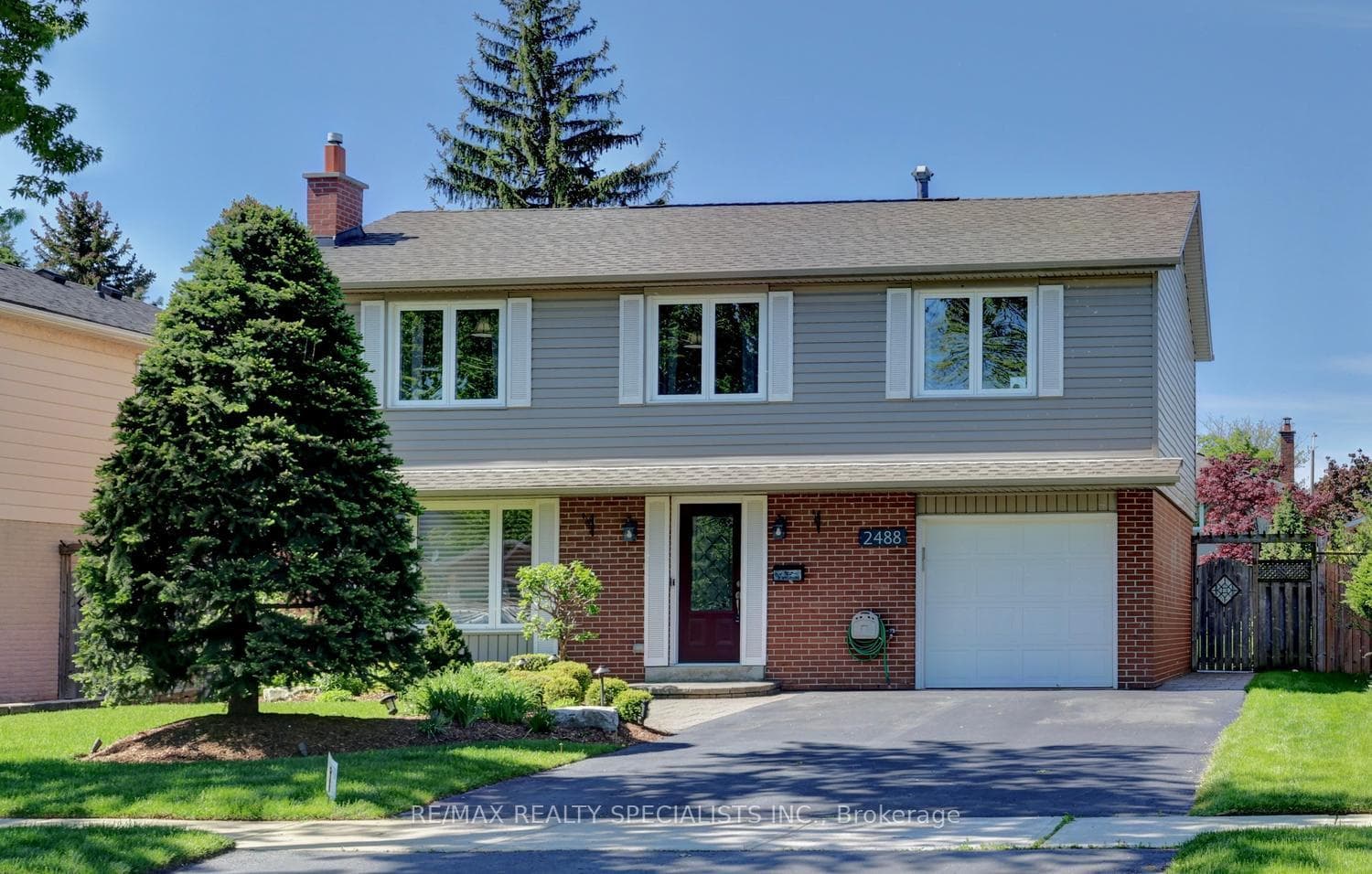 2488 Frankfield Road, Mississauga, ON L5K 2A6 - Photo 1