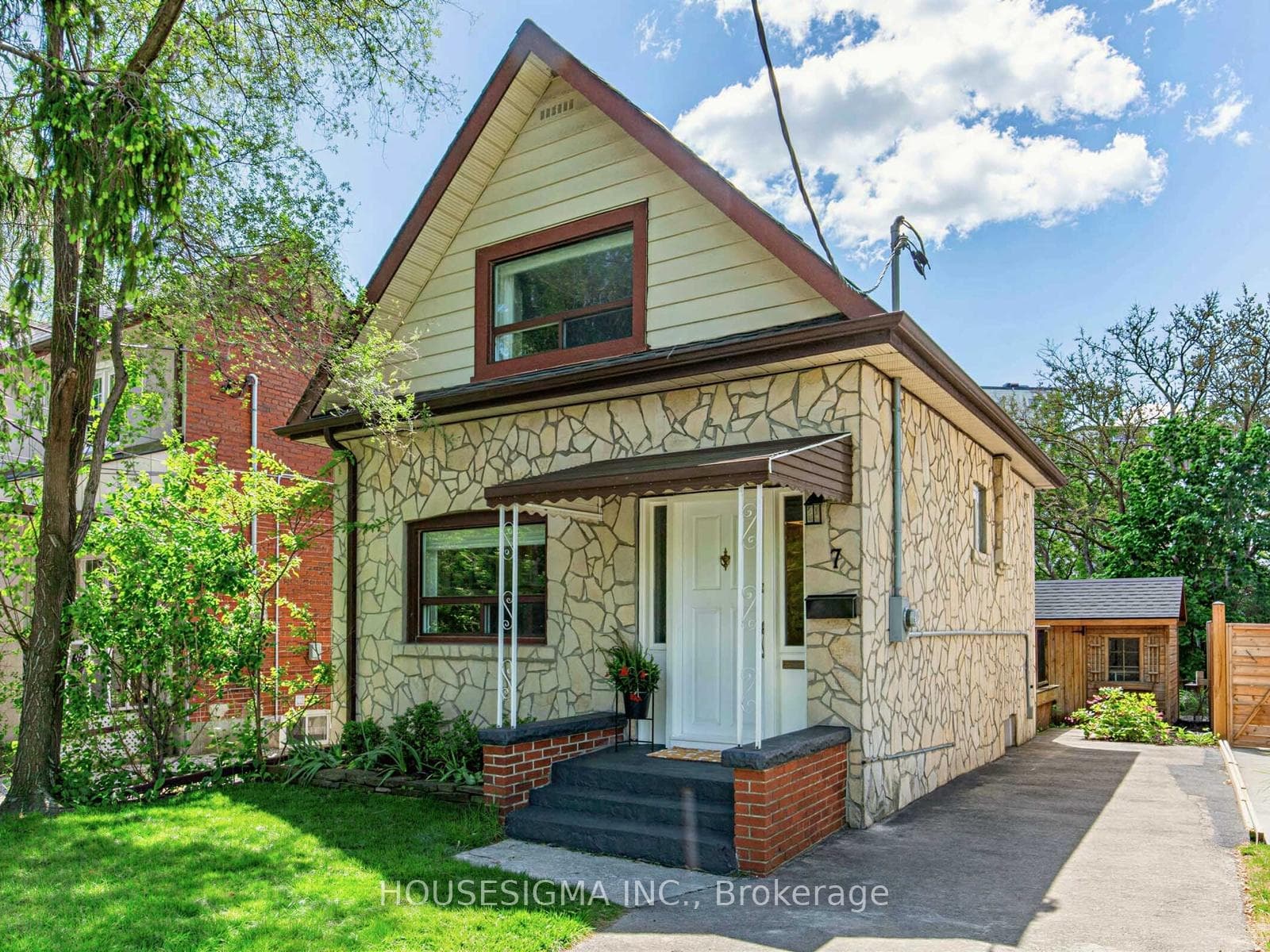 7 Humber Hill Avenue, Bloor West Village / Swansea, ON M6S 4R9 - Photo 1