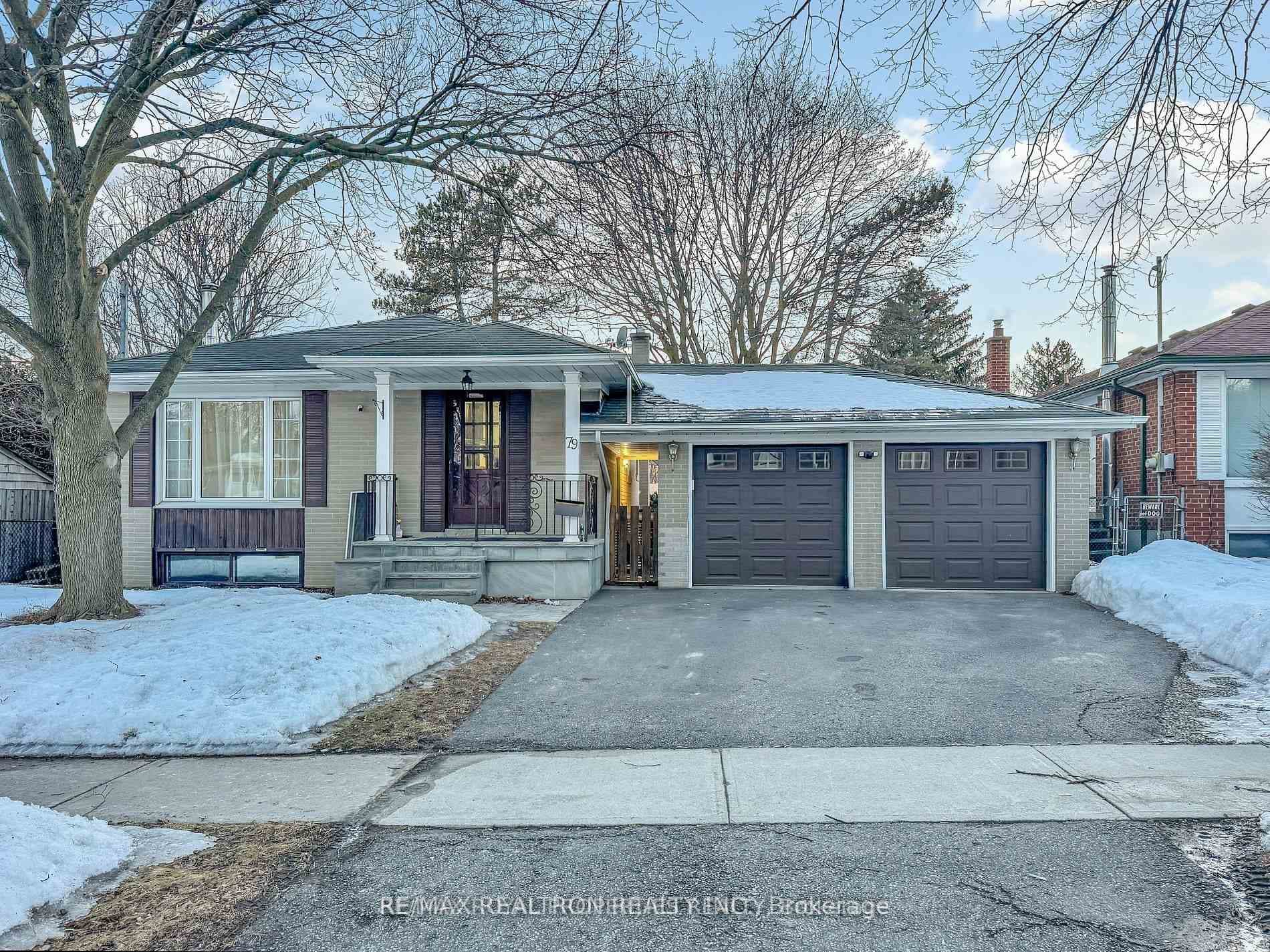 79 Kencliff Crescent, Scarborough (West Hill / Highland Creek), ON M1P 4E6 - Photo 1