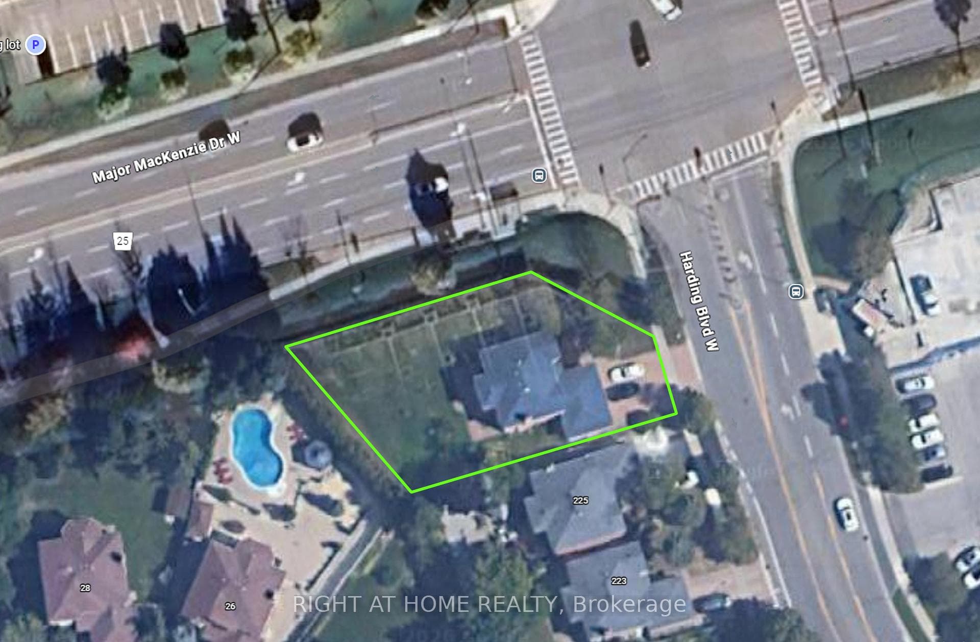 227 Harding Boulevard, Richmond Hill, ON L4C 8X3 - Photo 1