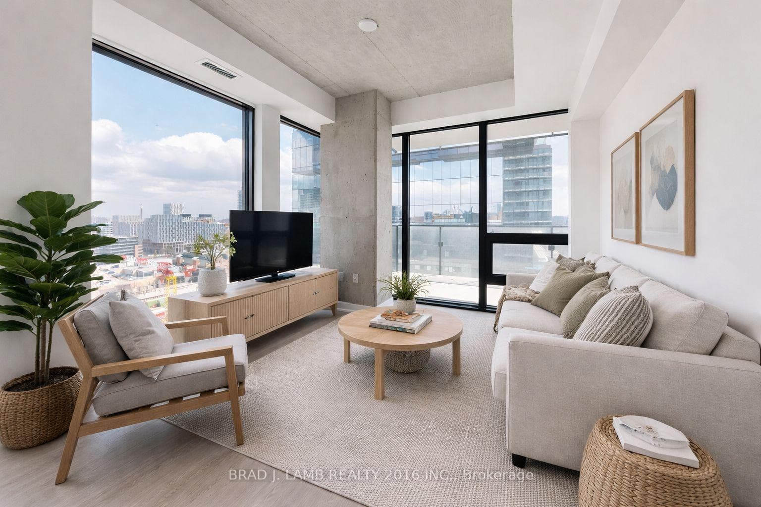 284 King Street Unit 1702, Toronto C08