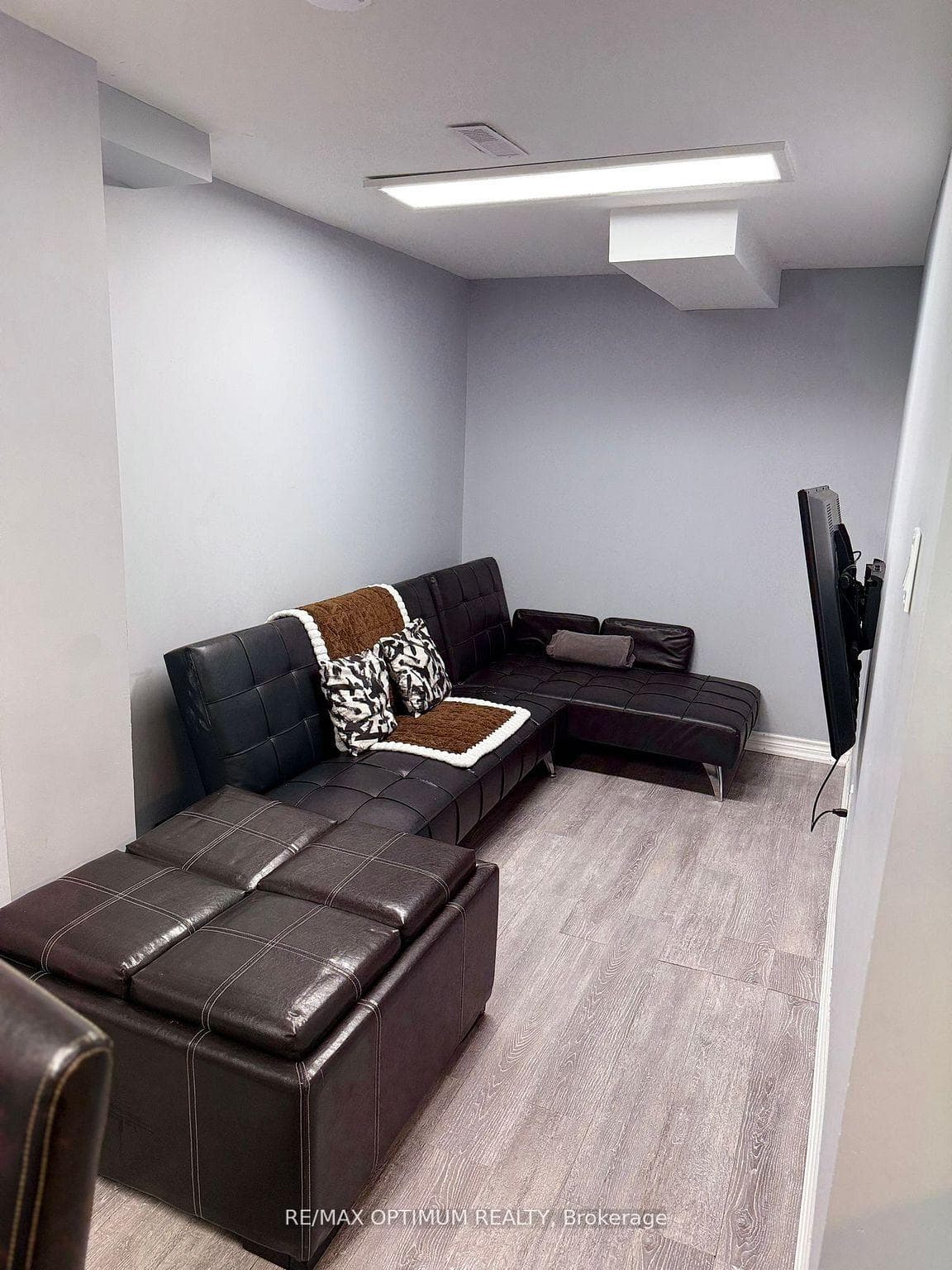3250 Apricot Street Unit Bsmt, Mississauga, ON L5N 8A8 - Photo 1