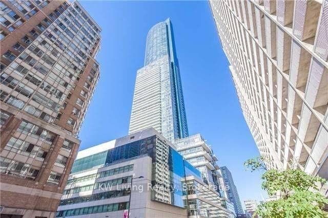 386 Yonge Street Unit 3702, Toronto C01
