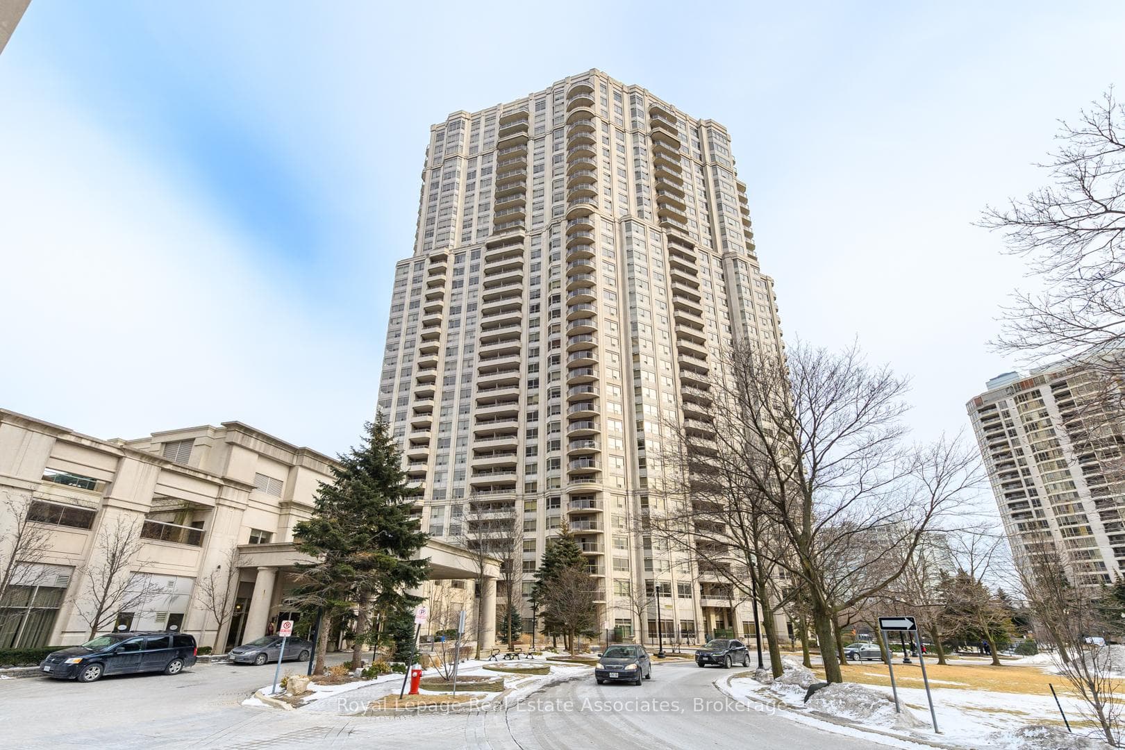 25 Kingsbridge Garden Circle Unit 3110, Mississauga, ON L5R 4B1 - Photo 1
