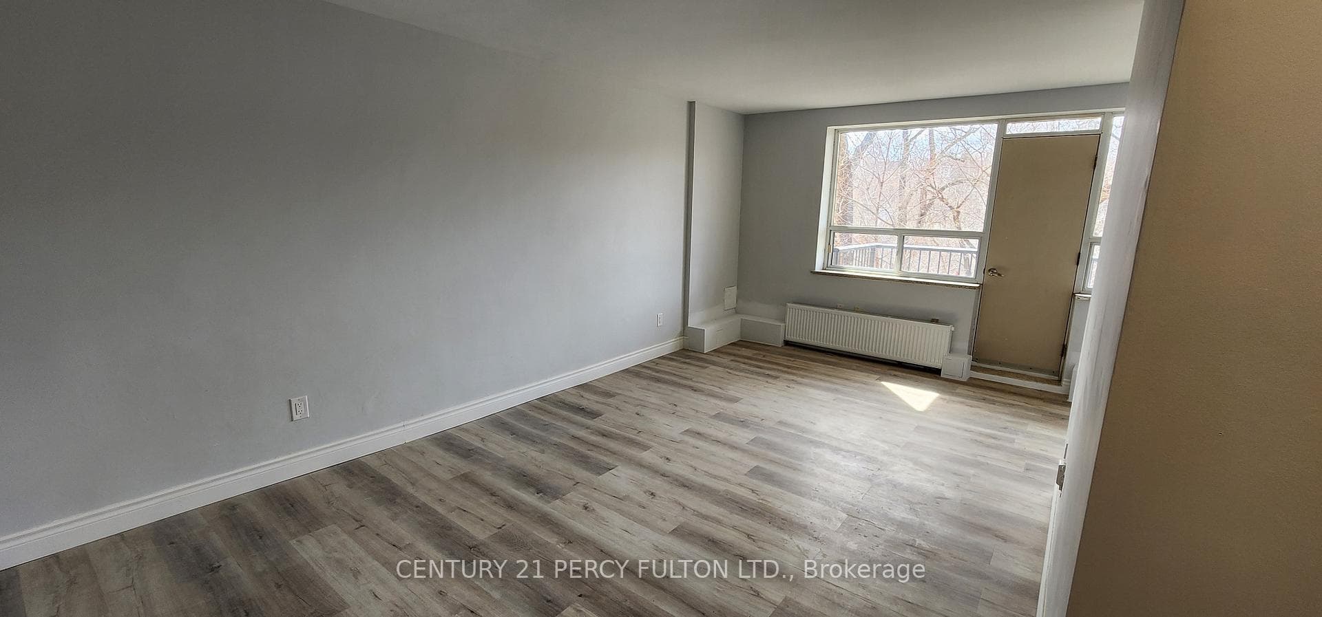 2202 Weston Road Unit 103, York / Weston, ON M9N 1Y3 - Photo 1