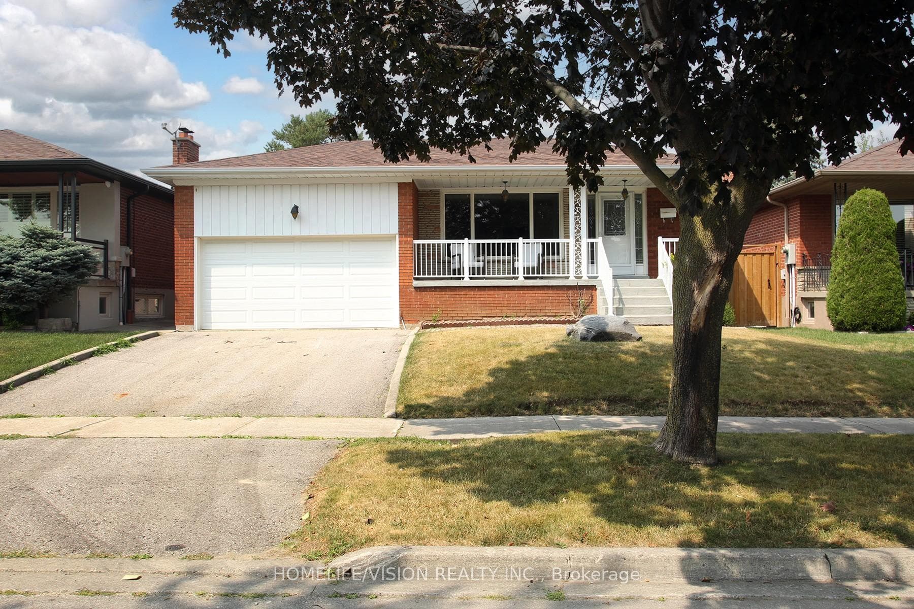 64 Orangewood Crescent, Scarborough Village / Eglinton East, ON M1W 1C7 - Photo 1