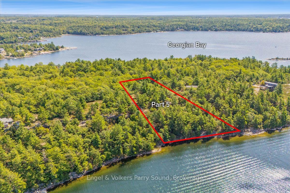 5 MA Lane, McDougall