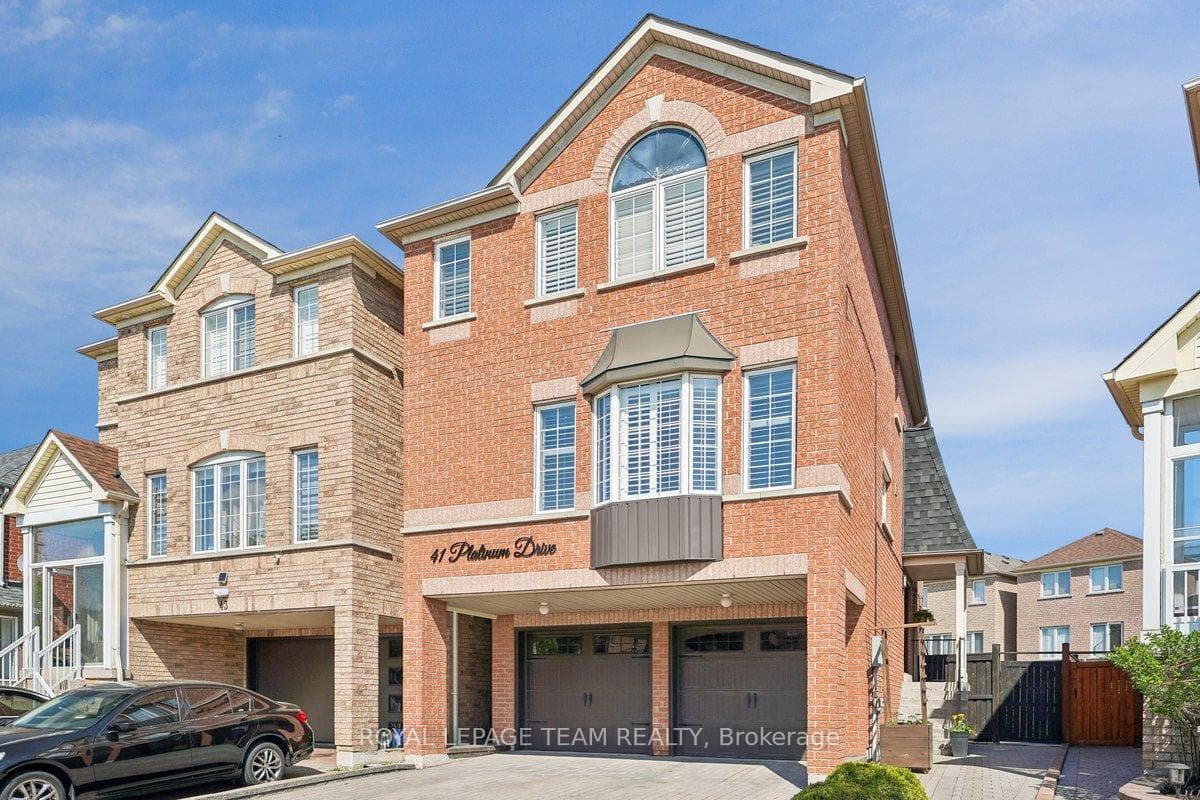 41 Platinum Drive, York / Weston, ON M6M 5K2 - Photo 1