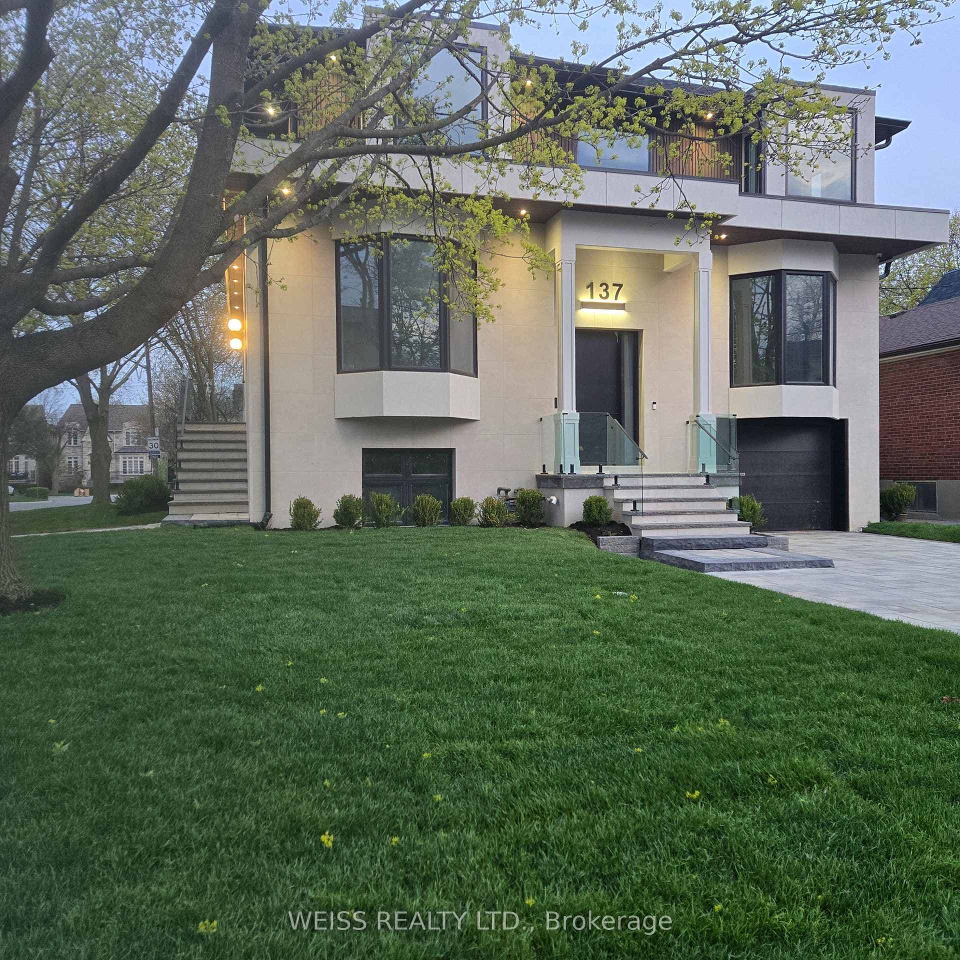 137 Bannockburn Avenue, Lawrence Park / Bedford Park, ON M5M 2N4 - Photo 1