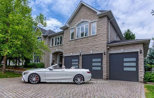 56 Bowan Court, Hillcrest Village / Bayview Village, ON M2K 3A7 - Photo 1