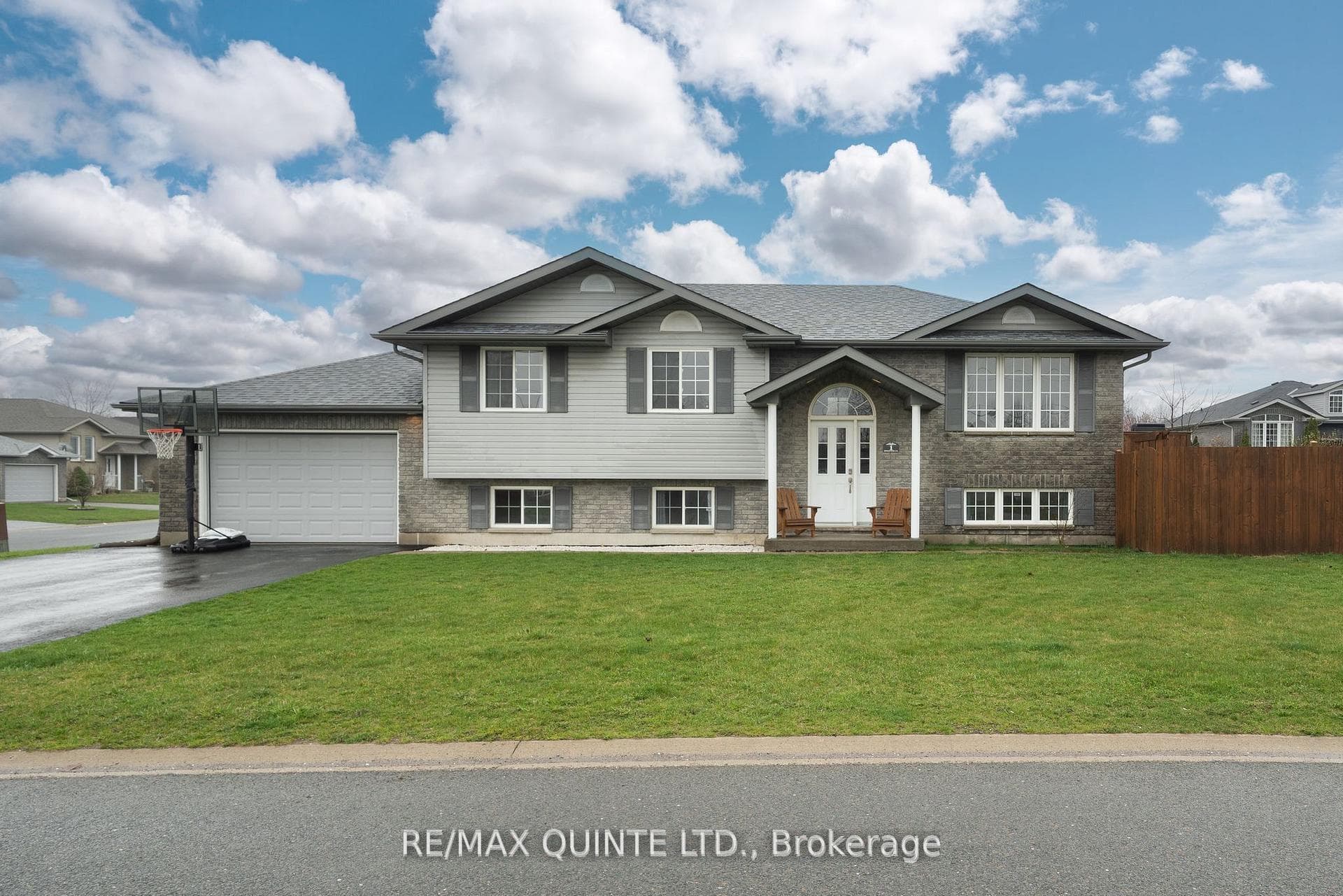1 Ridgeview Lane, Quinte West, ON K8V 5P8 - Photo 1