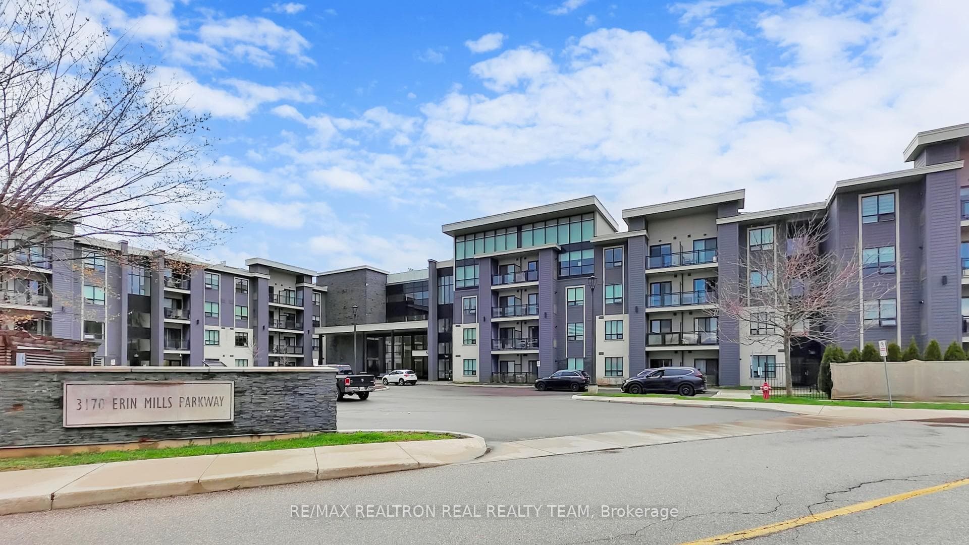 3170 Erin Mills Parkway Unit 332, Mississauga, ON L5L 0B6 - Photo 1