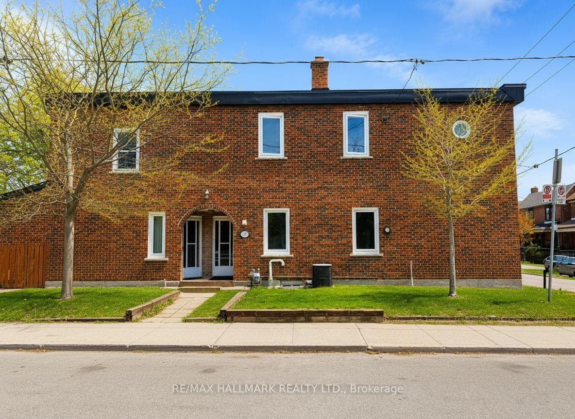 100 Ascot Avenue, Keelesdale / Eglinton West, ON M6E 1E9 - Photo 1