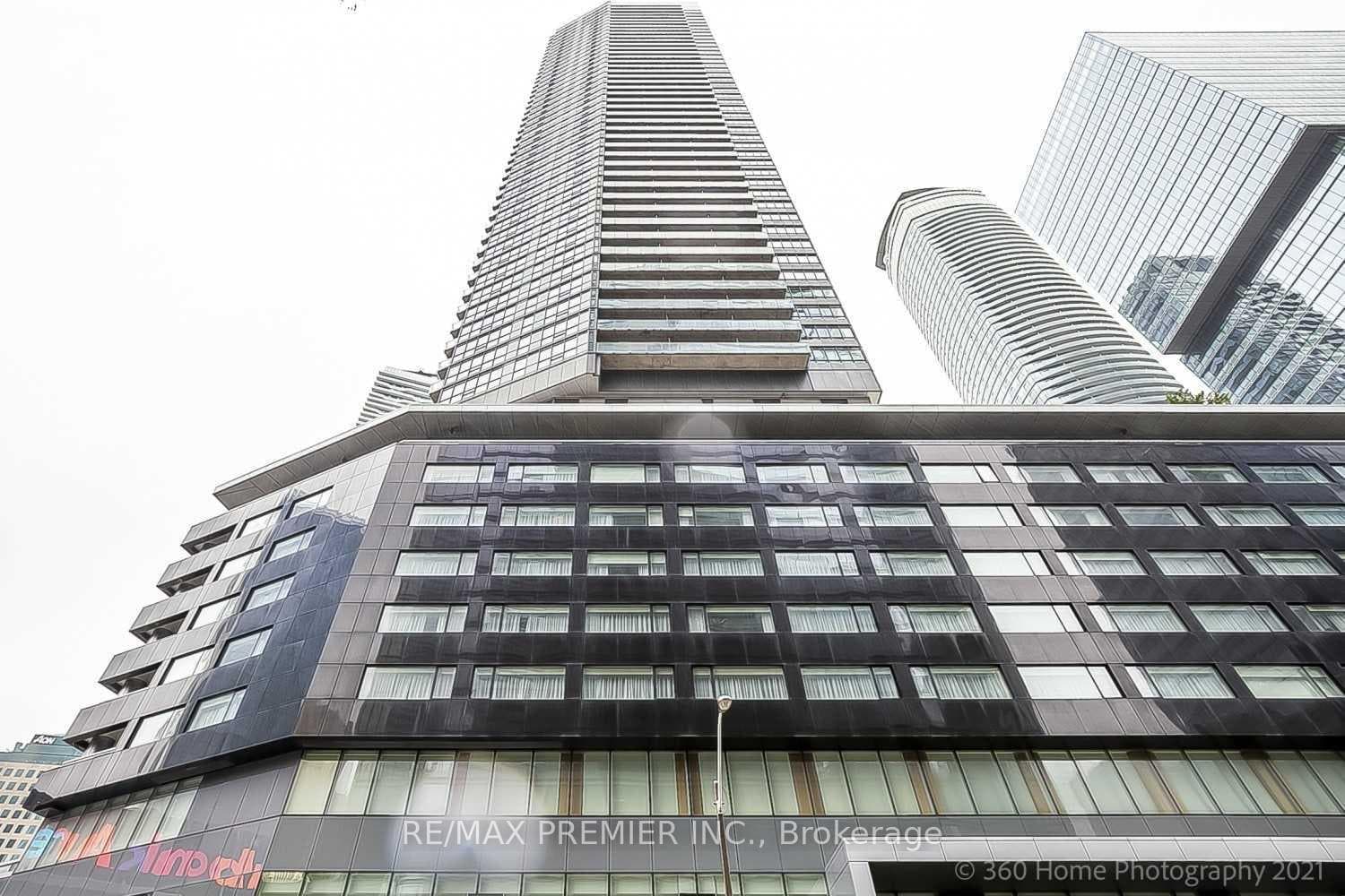 65 Bremner Boulevard Unit 3308, Downtown Toronto / Waterfront, ON M5J 0A7 - Photo 1