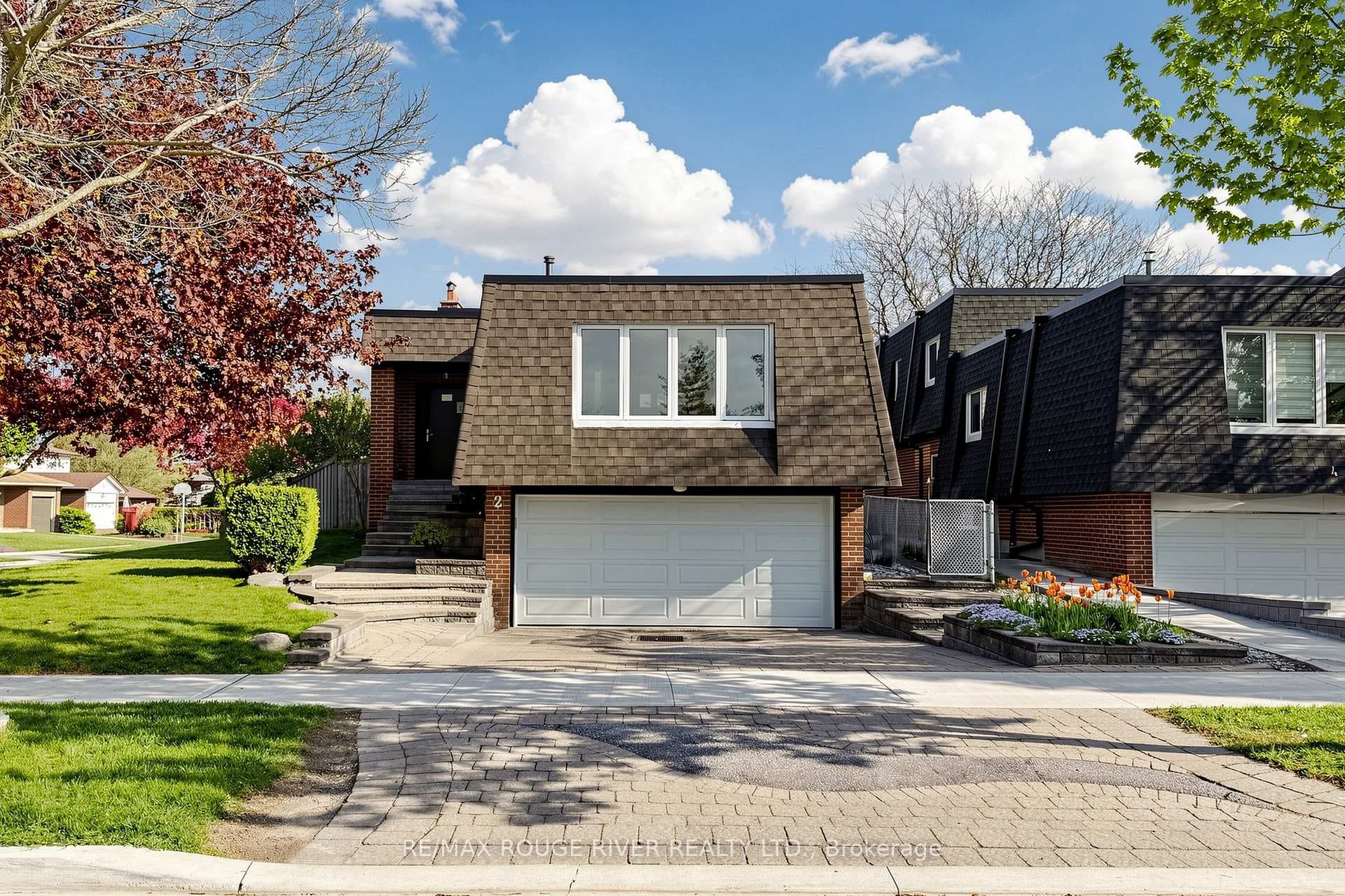 2 McGrath Court, Toronto E10