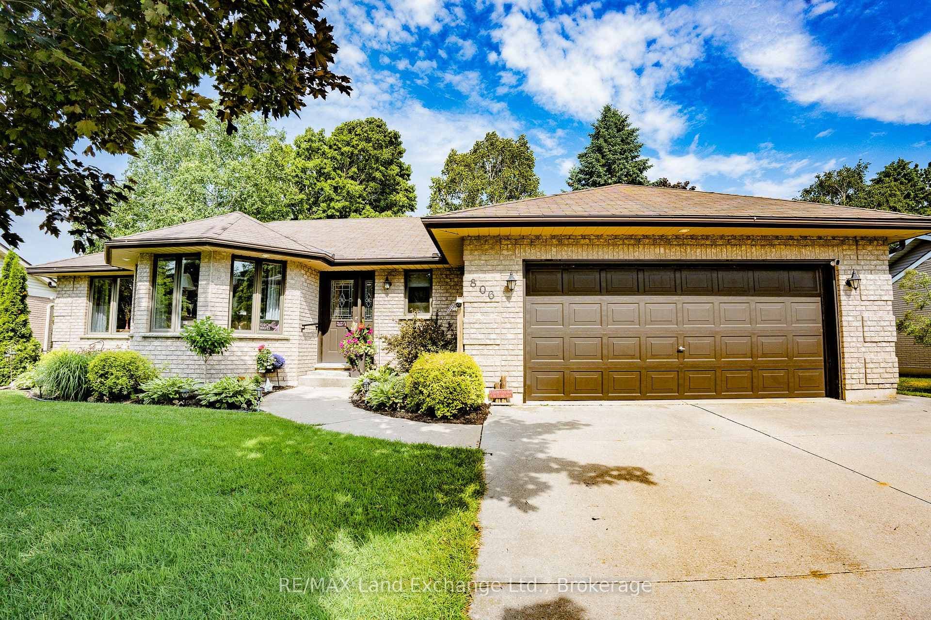 806 Bricker Street, Saugeen Shores