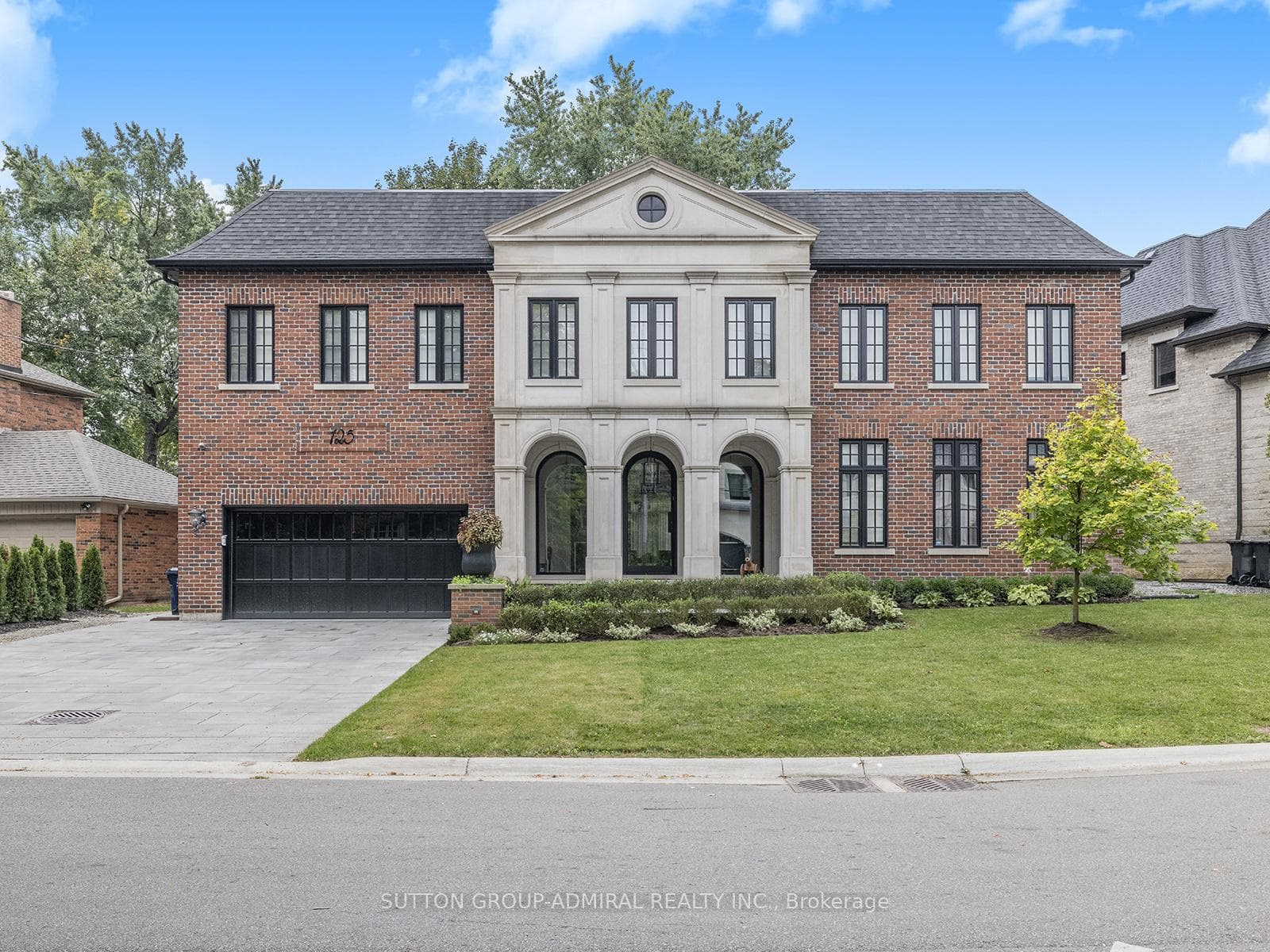 125 Sandringham Drive, Thornhill / Willowdale, ON M3H 1E2 - Photo 1