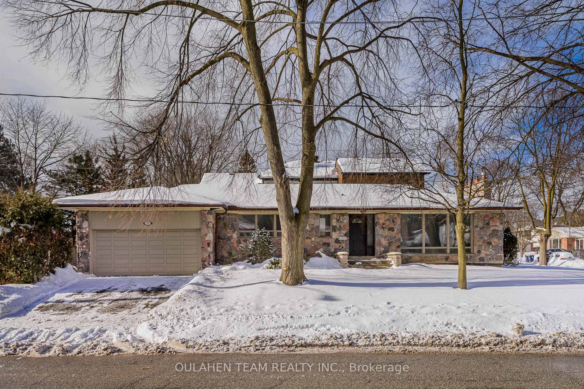 55 Foxwarren Drive, Hillcrest Village / Bayview Village, ON M2K 1L1 - Photo 1