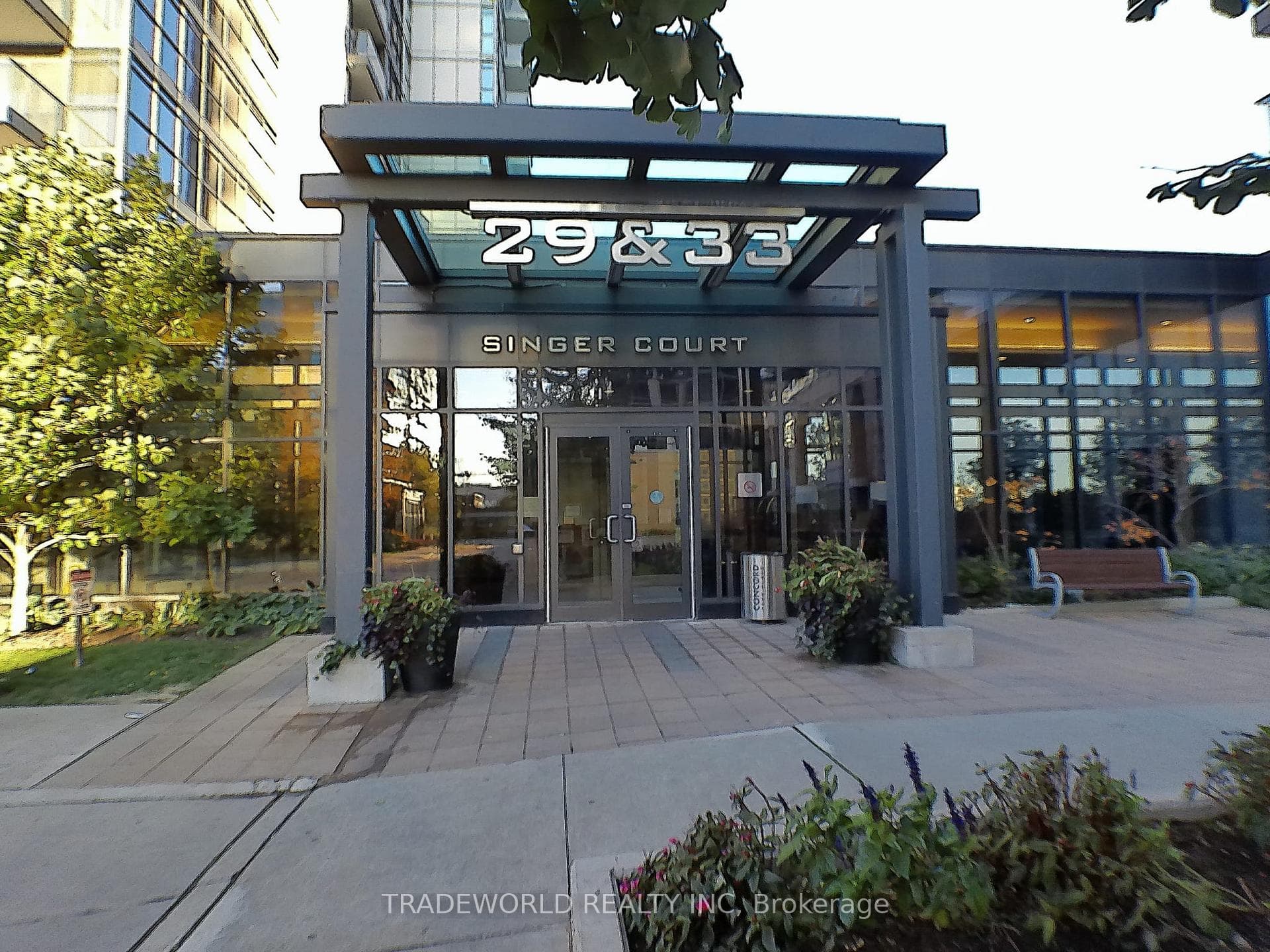 29 Singer Court Unit 1815, Hillcrest Village / Bayview Village, ON M2K 0B3 - Photo 1