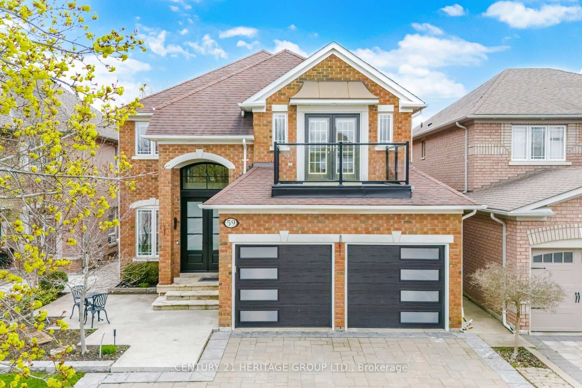 59 Estate Garden Drive, Richmond Hill, ON L4E 3V5 - Photo 1