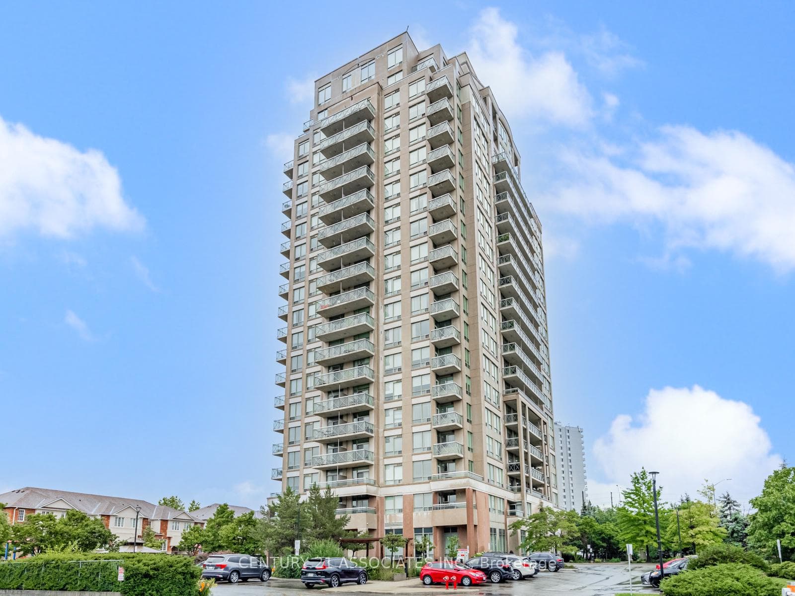 1359 Rathburn Road Unit 705, Mississauga, ON L4W 5P7 - Photo 1