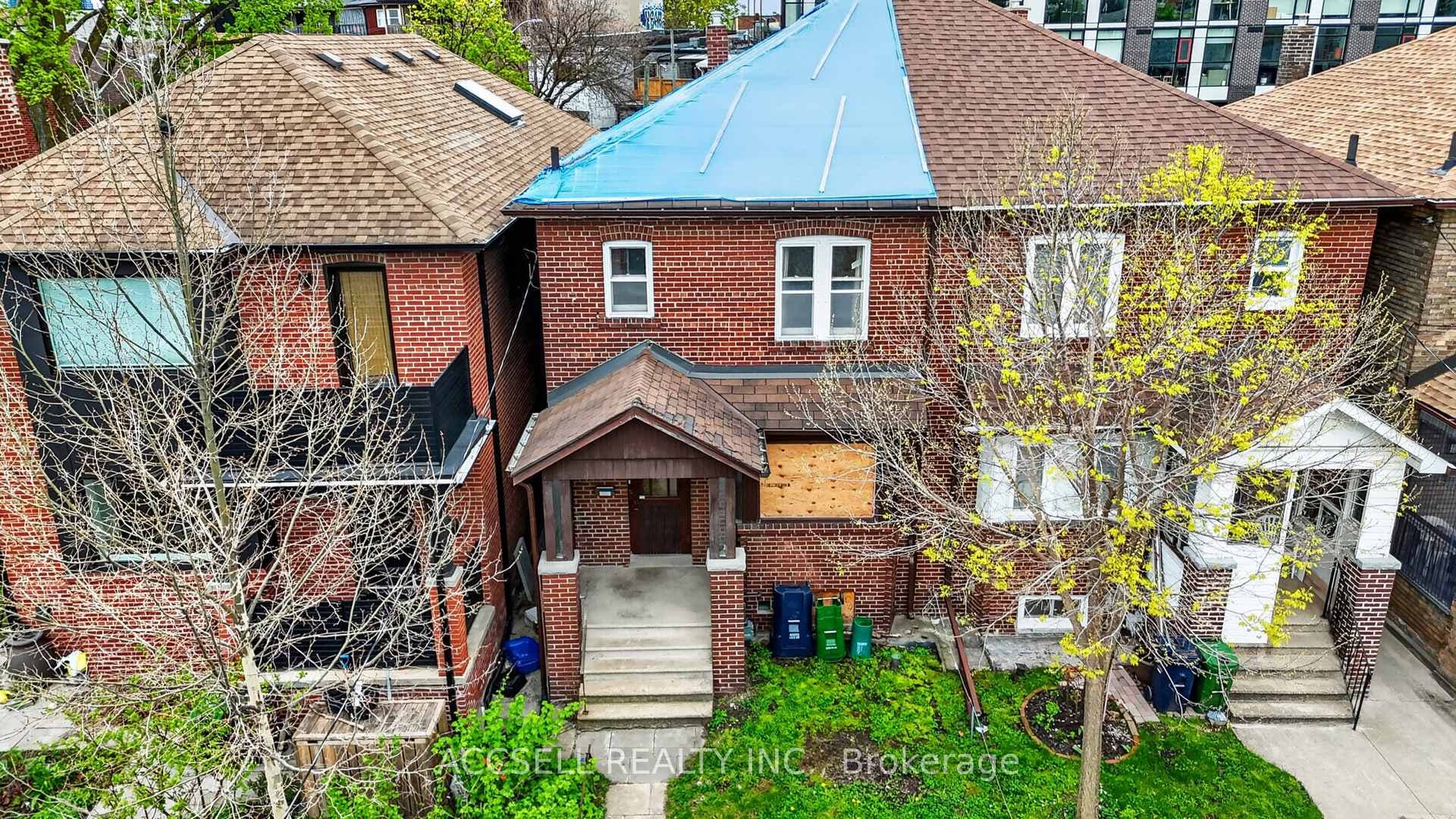 23 Fisher Street, Downtown Toronto / Waterfront, ON M6K 1V7 - Photo 1