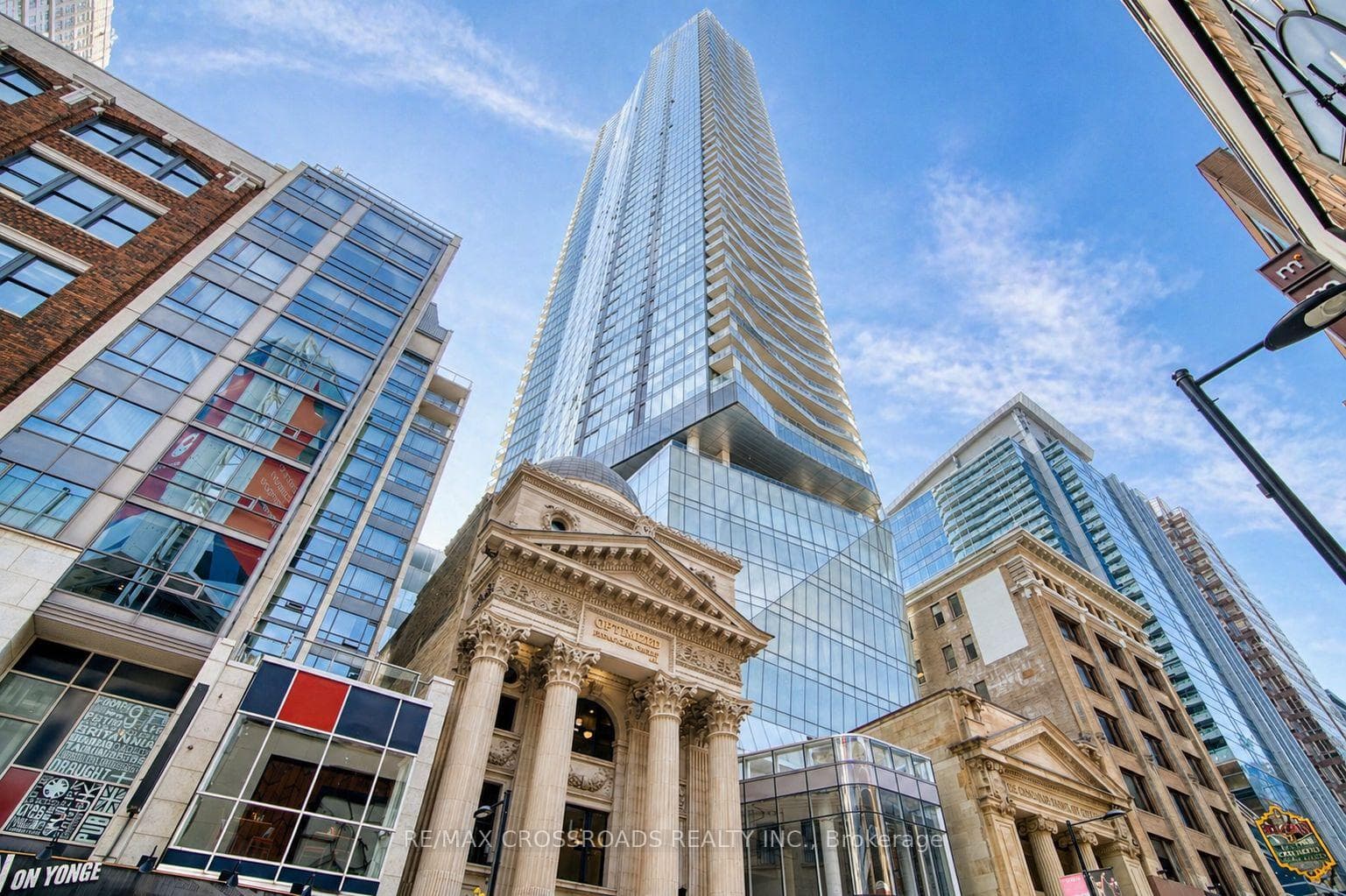 197 Yonge Street Unit 1510, Regent Park / Cabbagetown / St. James Town, ON M5B 0C1 - Photo 1