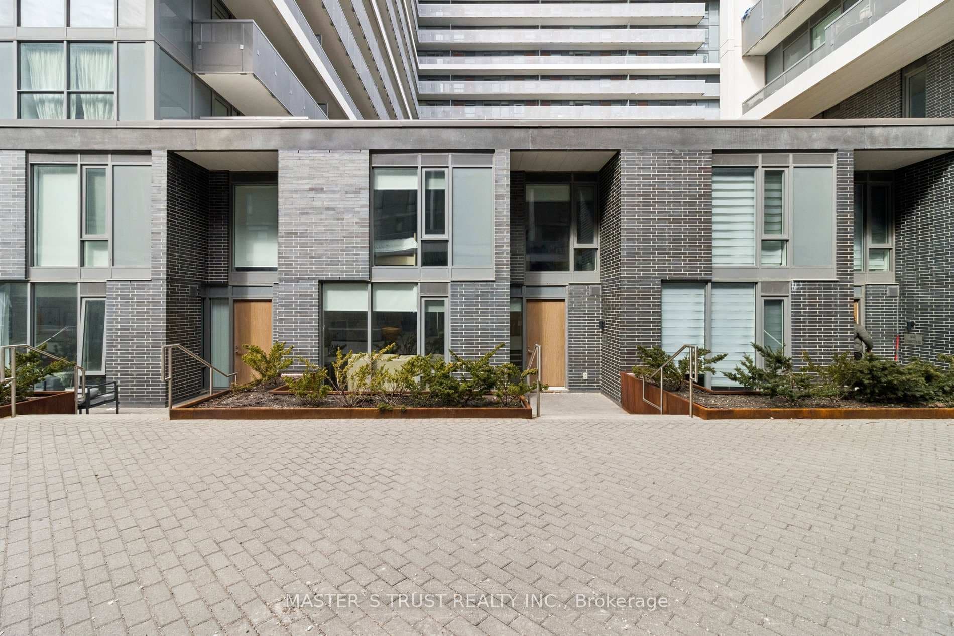 160 Flemington Road Unit TH109, York / Weston, ON M6A 0A9 - Photo 1