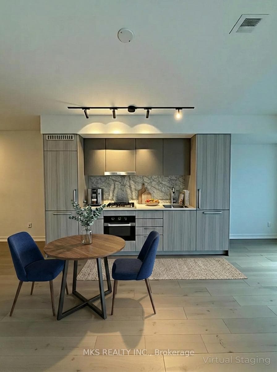 771 Yonge Street Unit 1103, Toronto C02