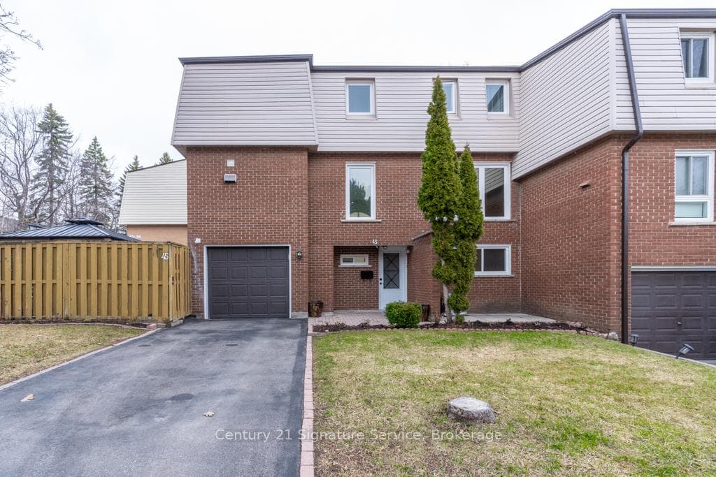 3175 Kirwin Avenue Unit 45, Mississauga, ON L5A 3M4 - Photo 1