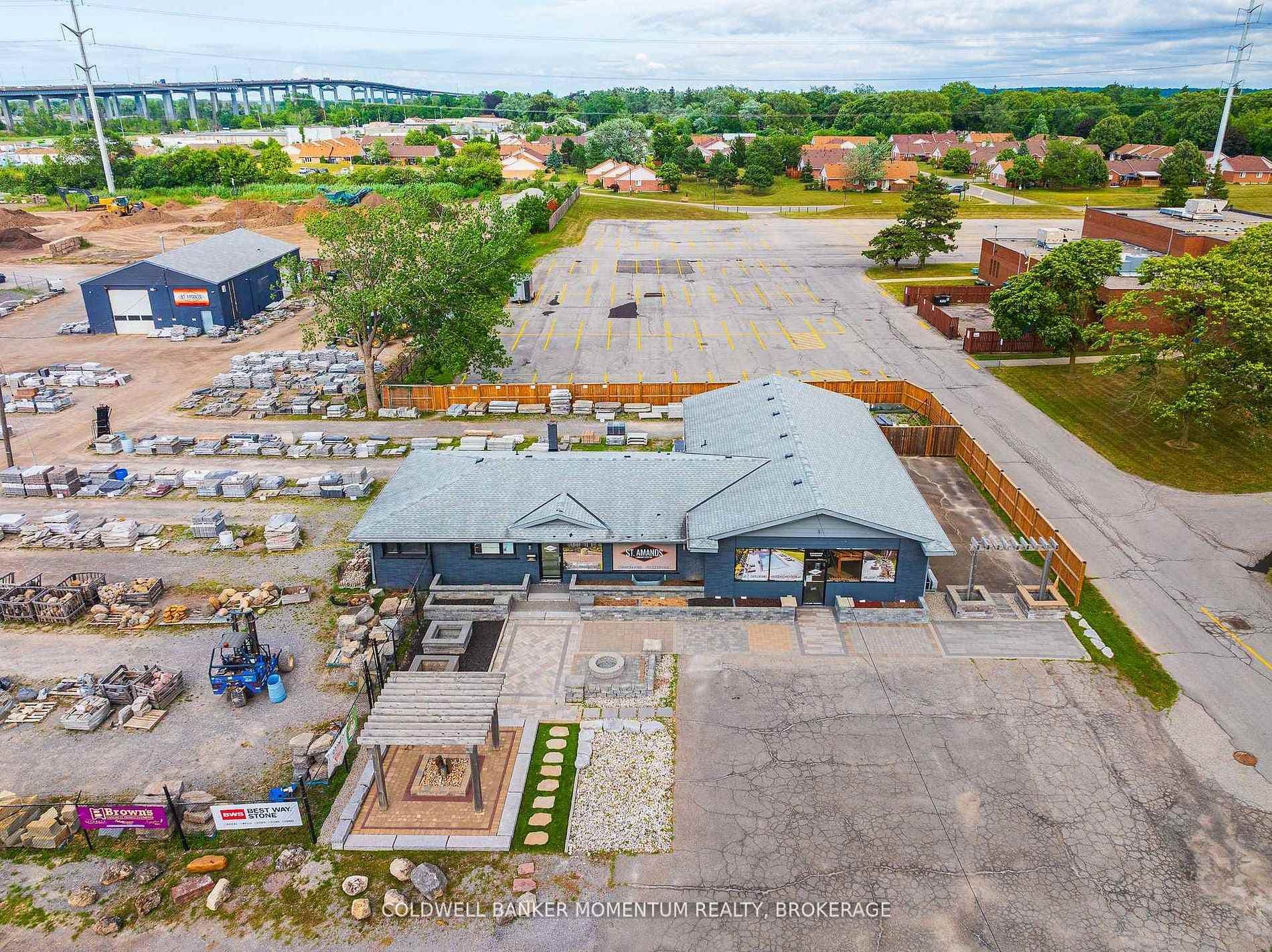 132 Bunting Road, St. Catharines
