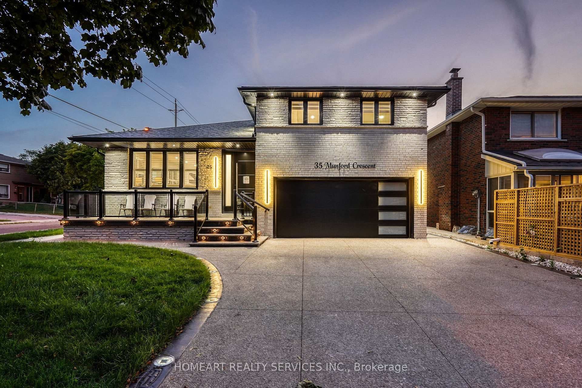 35 Munford Crescent, Danforth / East York, ON M4B 1B9 - Photo 1