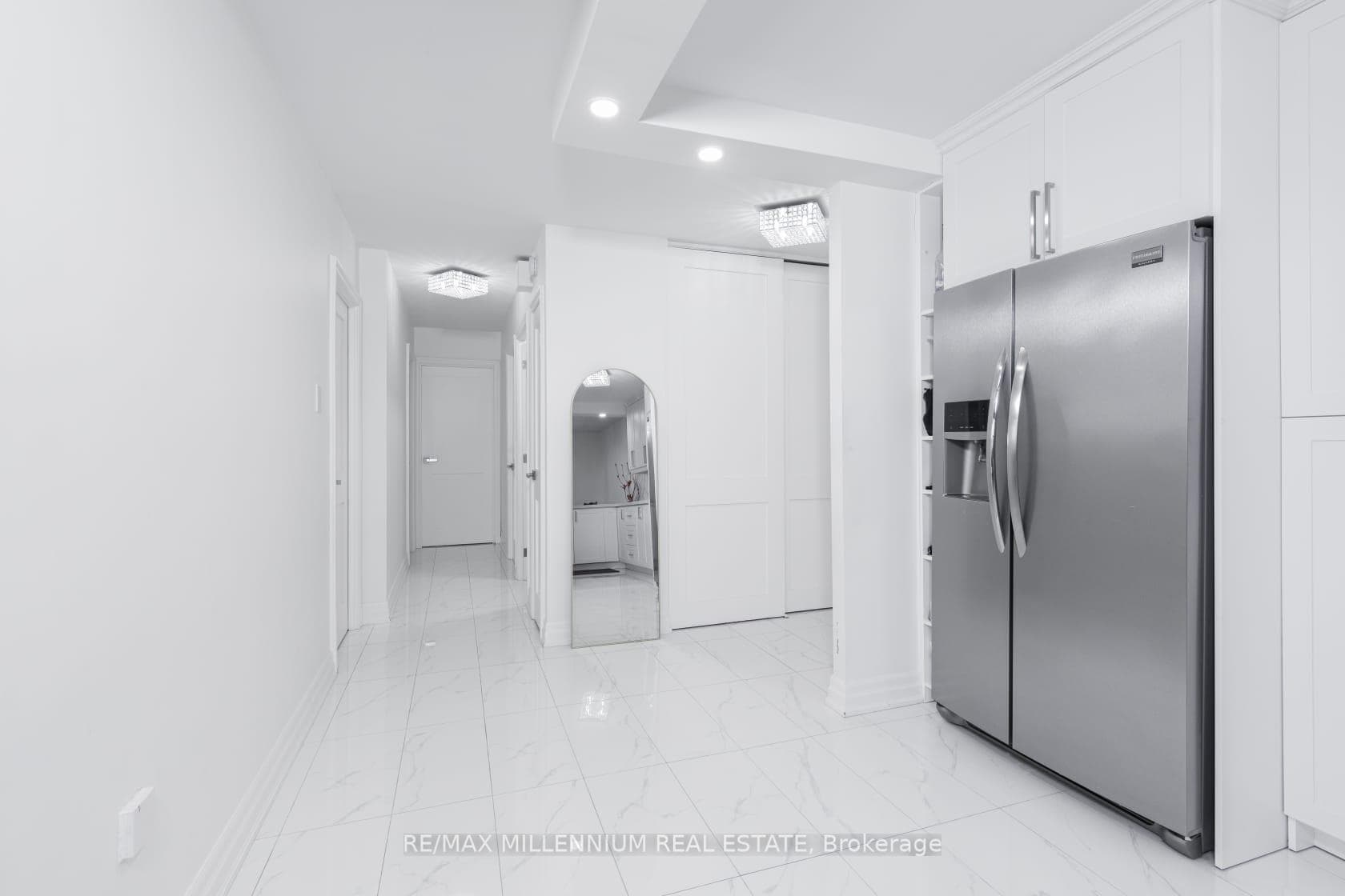 2645 Kipling Avenue Unit 706, Etobicoke (West Mall / Rexdale), ON M9V 3S6 - Photo 1