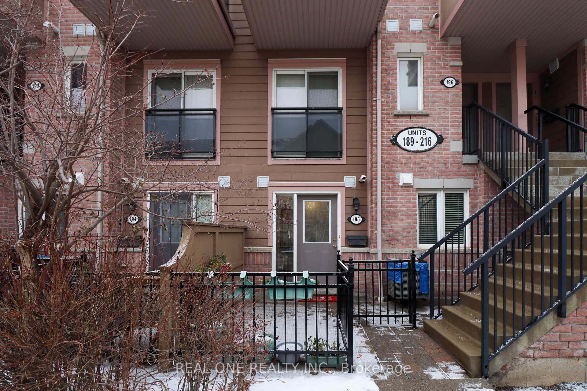 4975 Southampton Drive Unit 195, Mississauga, ON L5M 7P9 - Photo 1