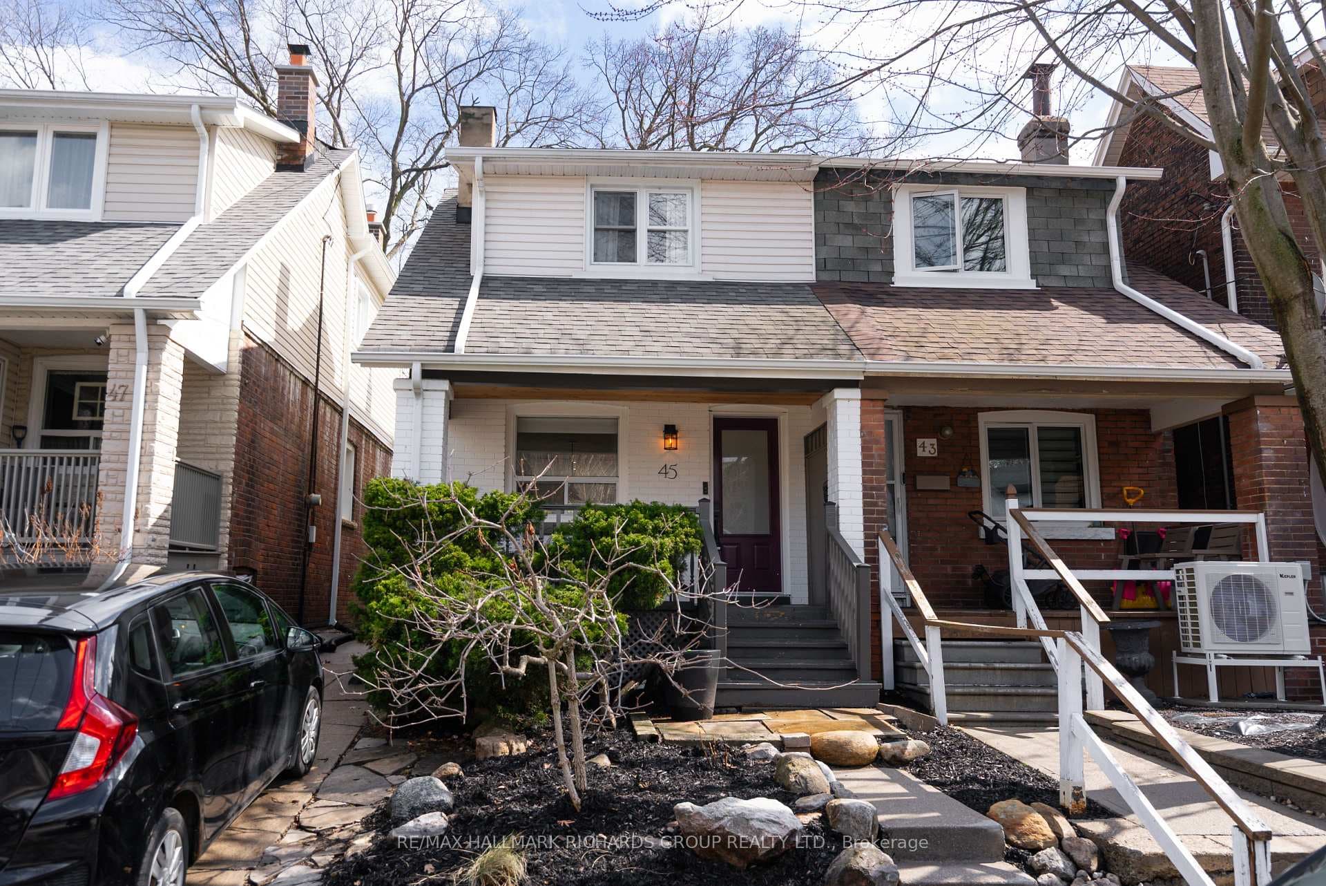 45 Devon Road, The Beaches / Upper Beaches, ON M4E 2J7 - Photo 1