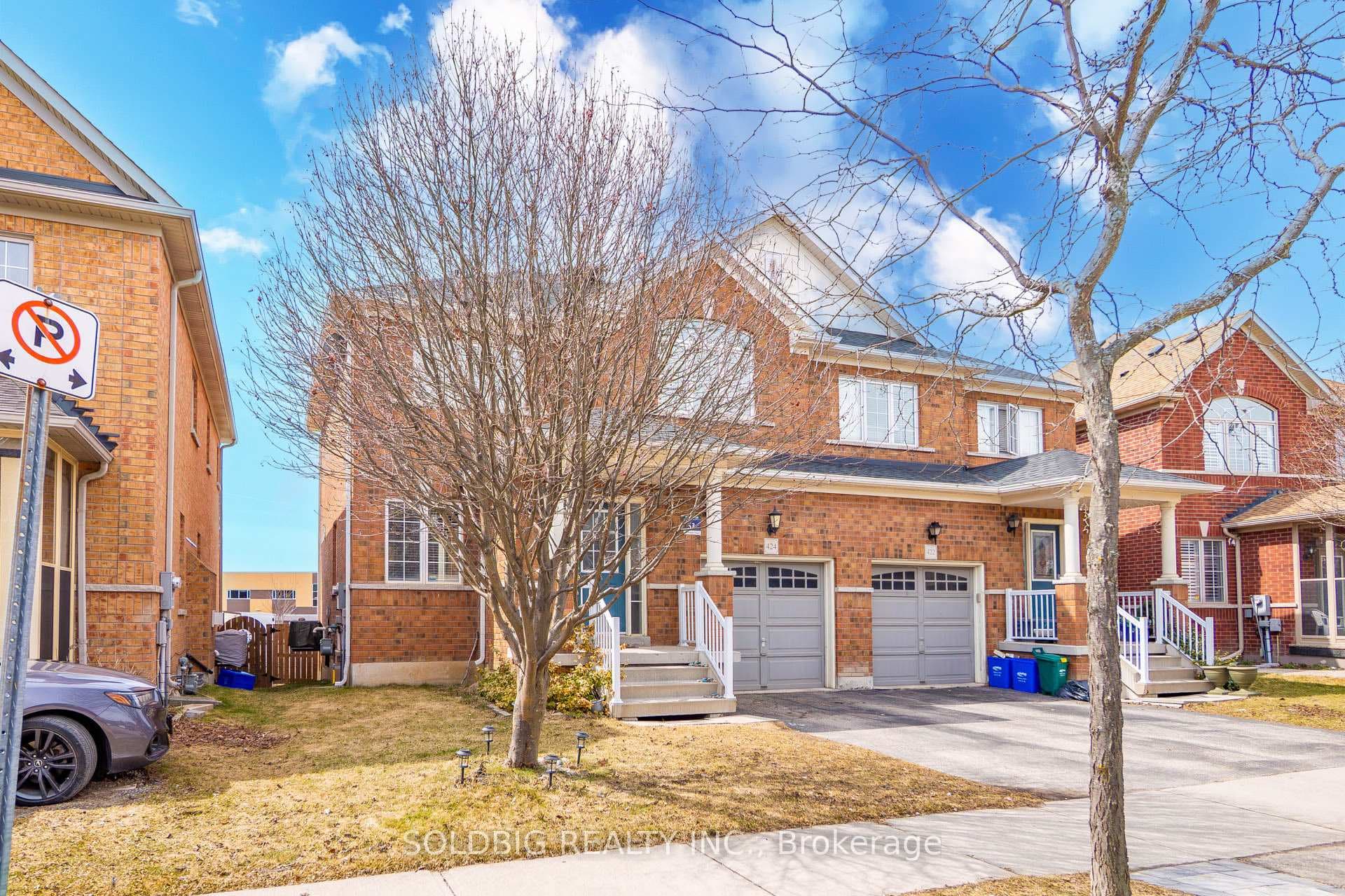 424 Chandler Crescent, Milton