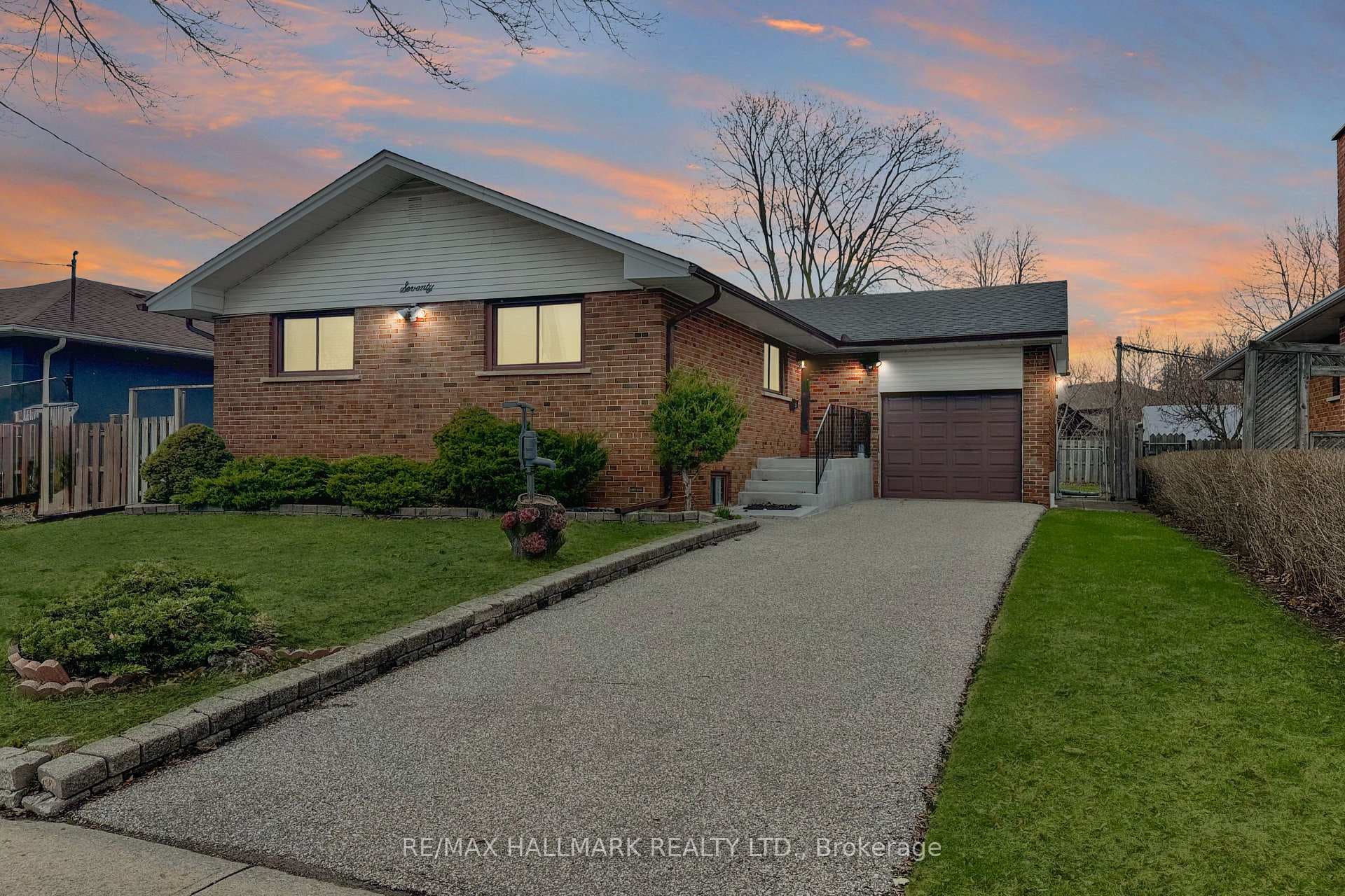 70 Lavington Drive, Etobicoke (Kingsview Village / Humber Heights), ON M9R 2H4 - Photo 1