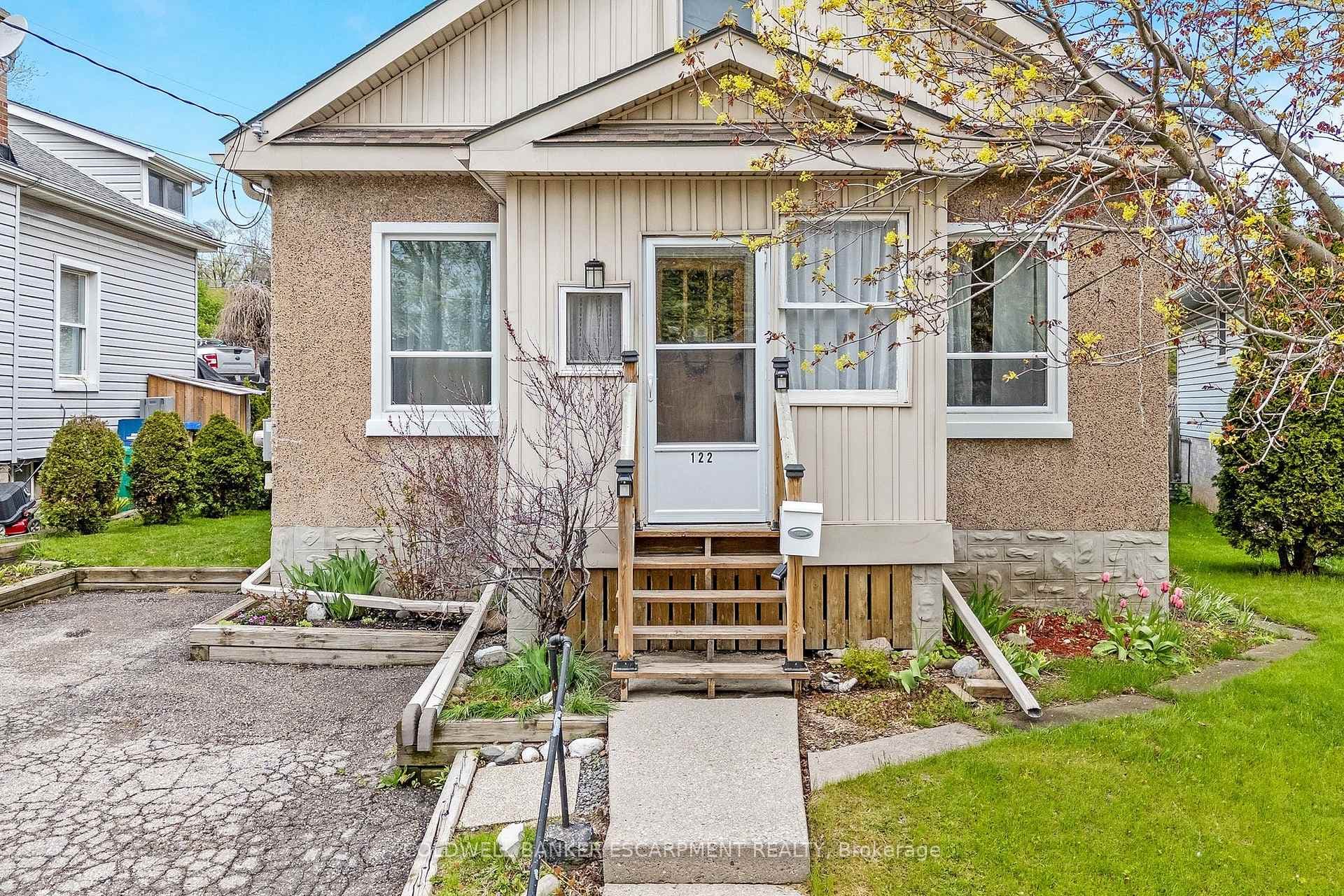 122 Cedar Street, Cambridge