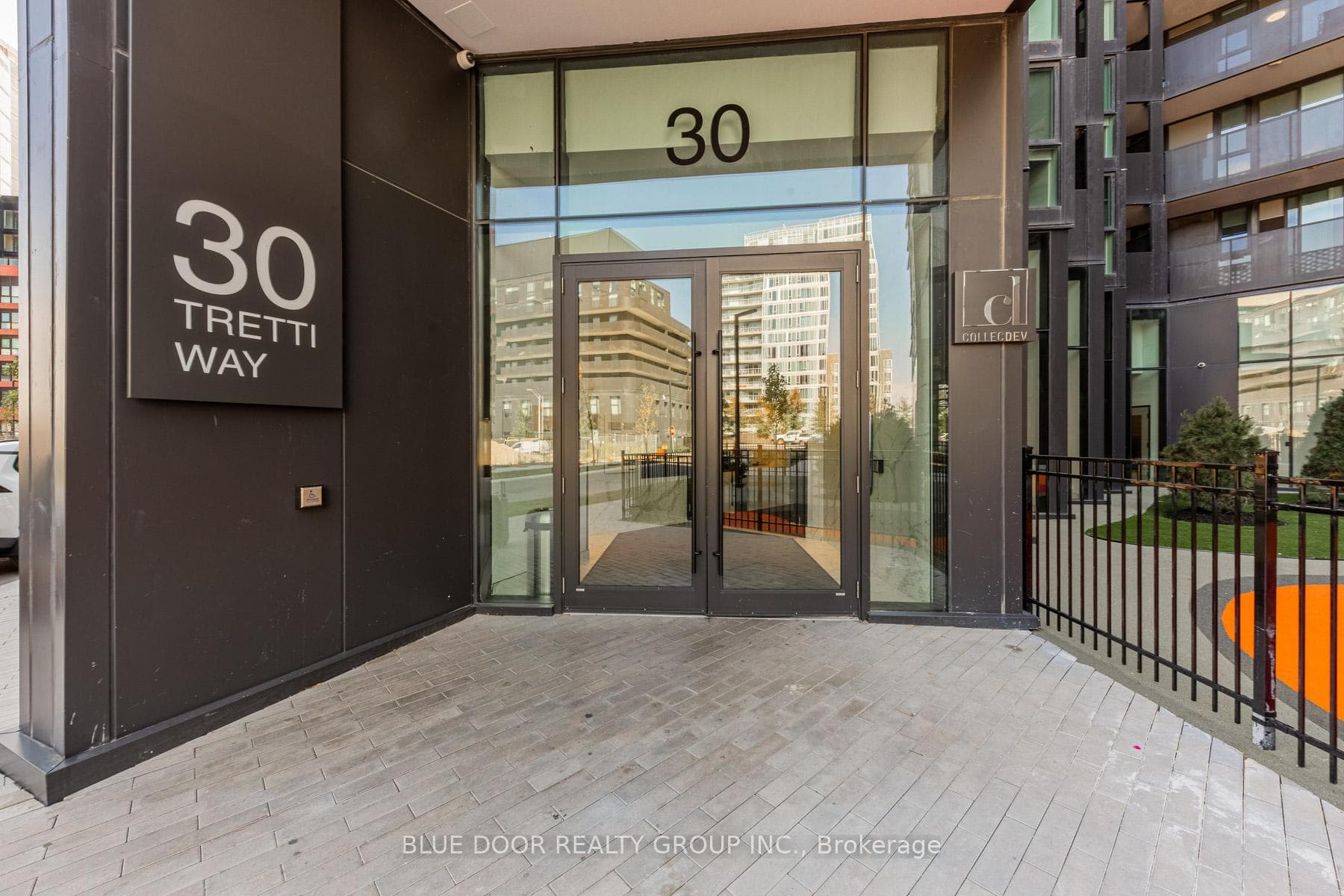 30 Tretti Way Unit 1006, North York (Bathurst Manor / Clanton Park), ON M3H 0E3 - Photo 1