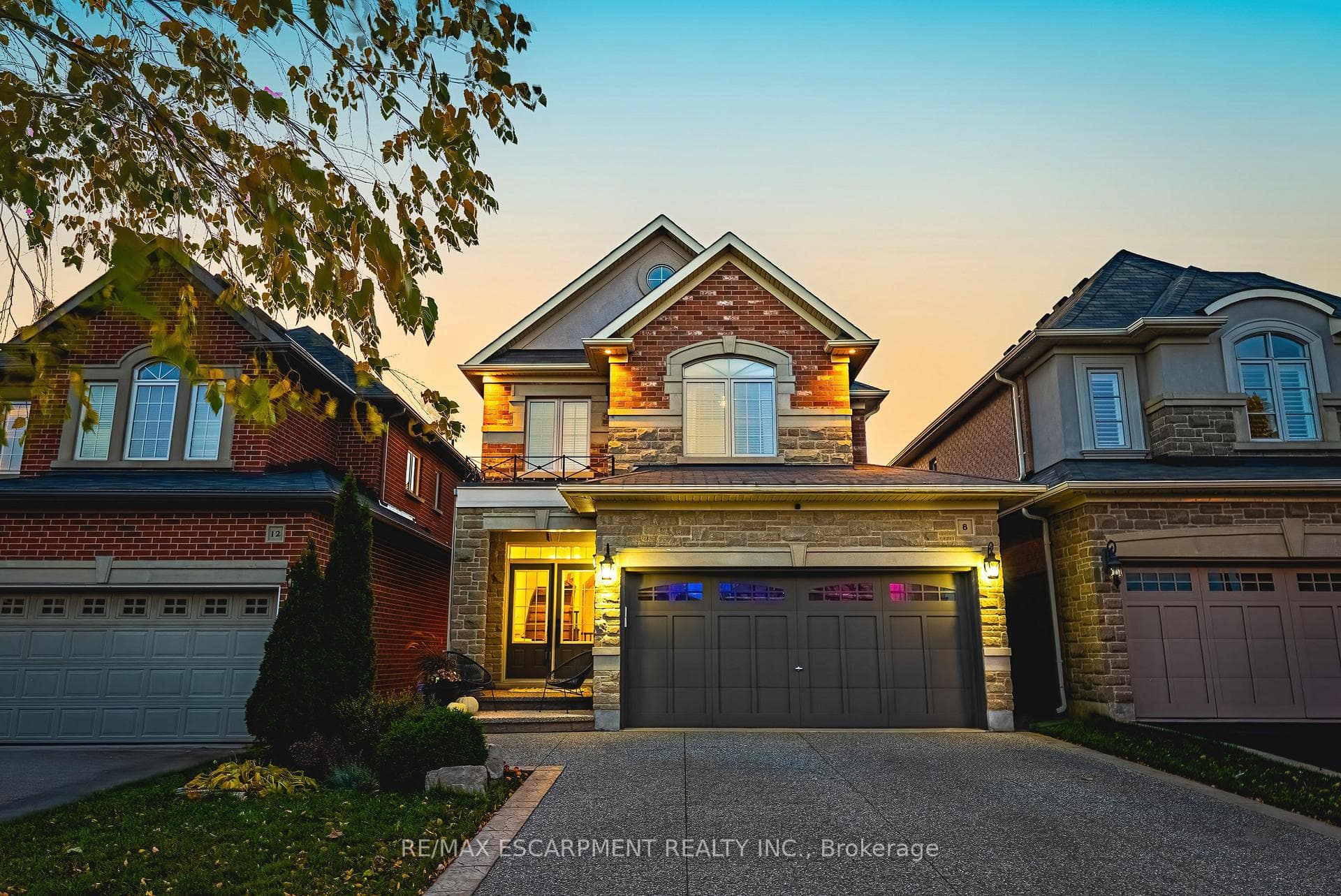 8 Matteo Trail, Hamilton, ON L9B 0E8 - Photo 1